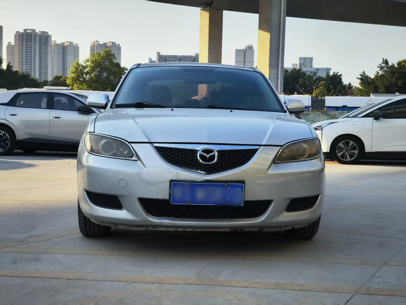 Mazda Axela (Mazda3)  из Китая