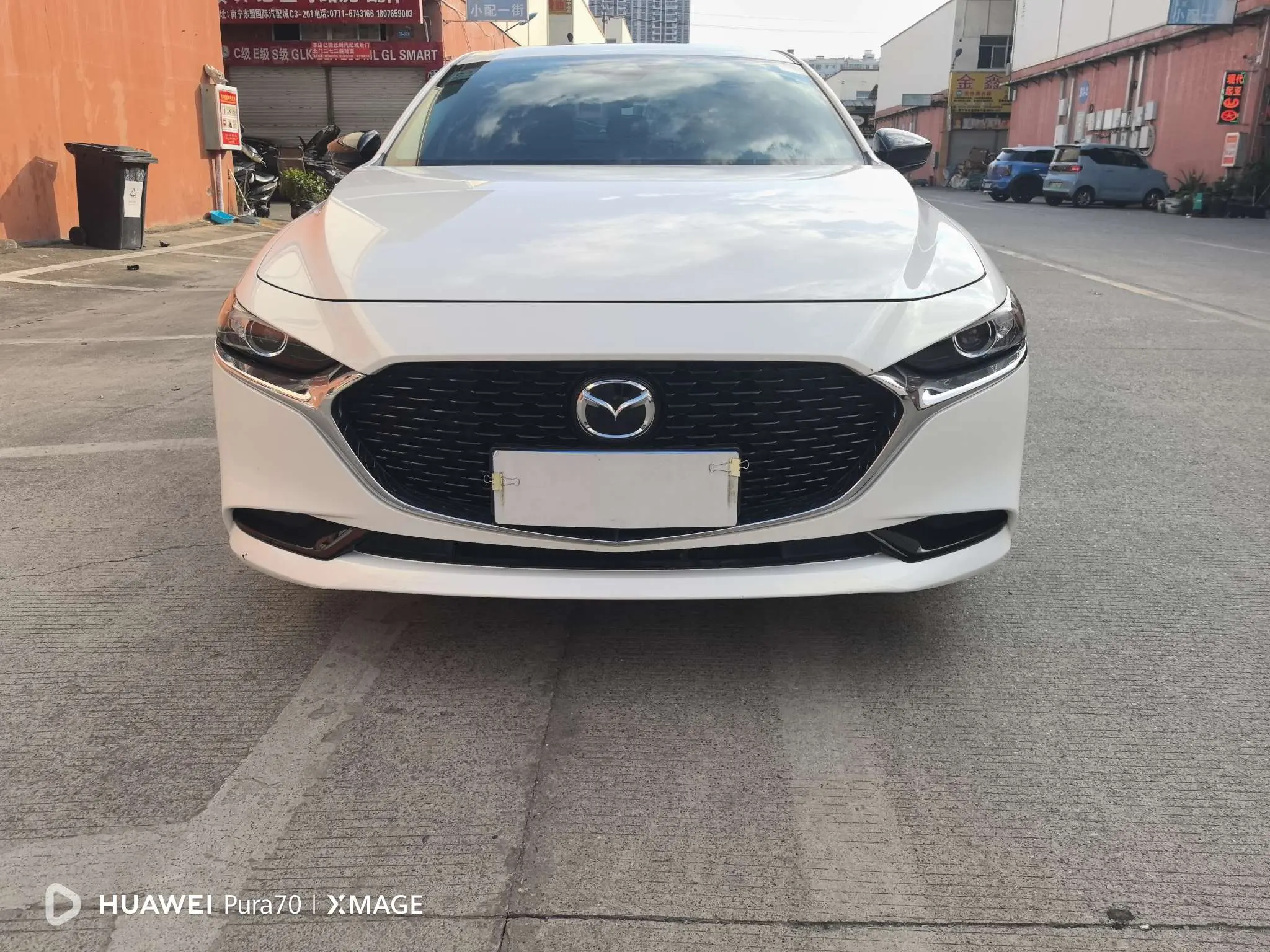Mazda Axela (Mazda3)  из Китая