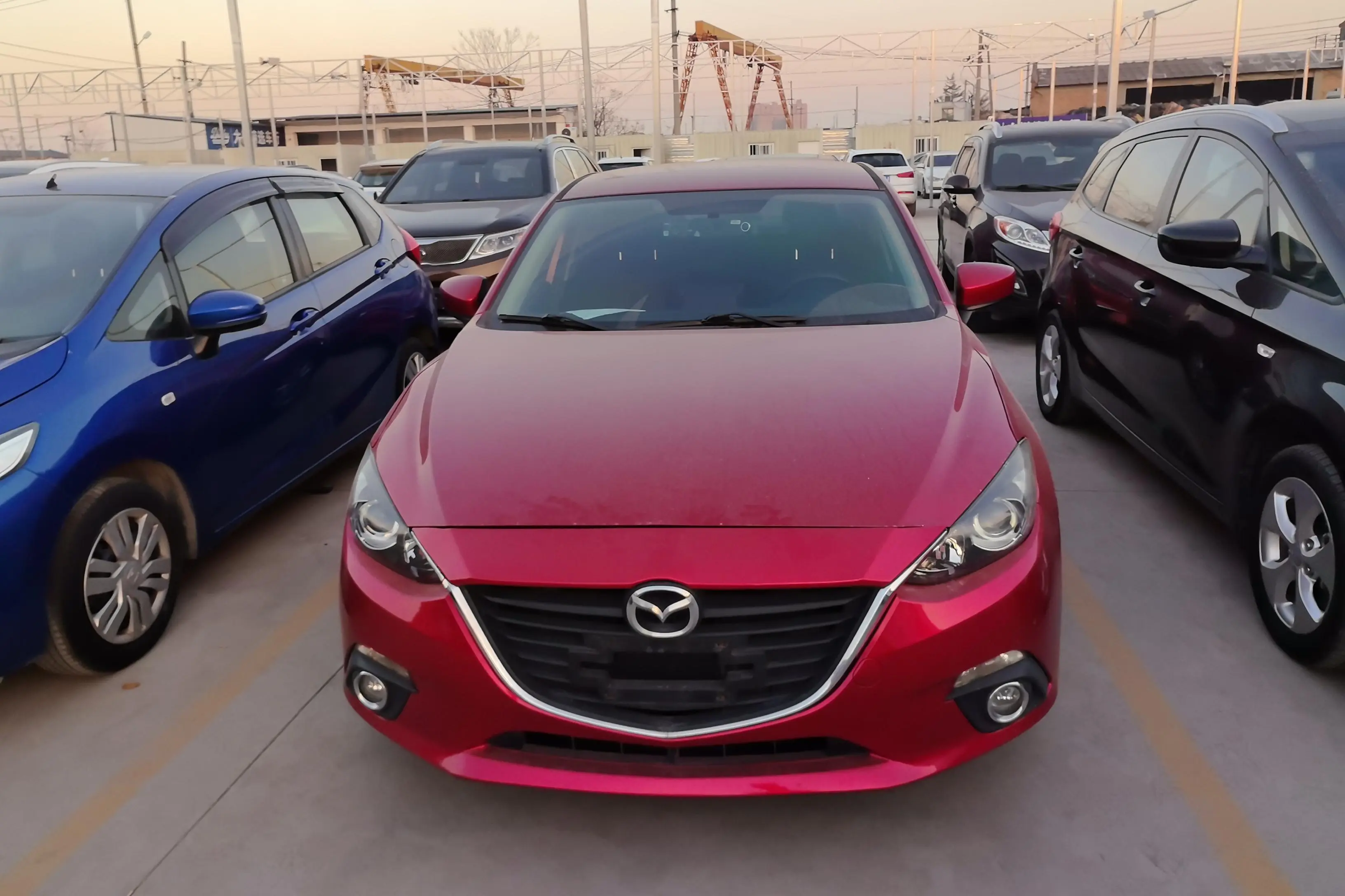 Mazda Axela (Mazda3)  из Китая