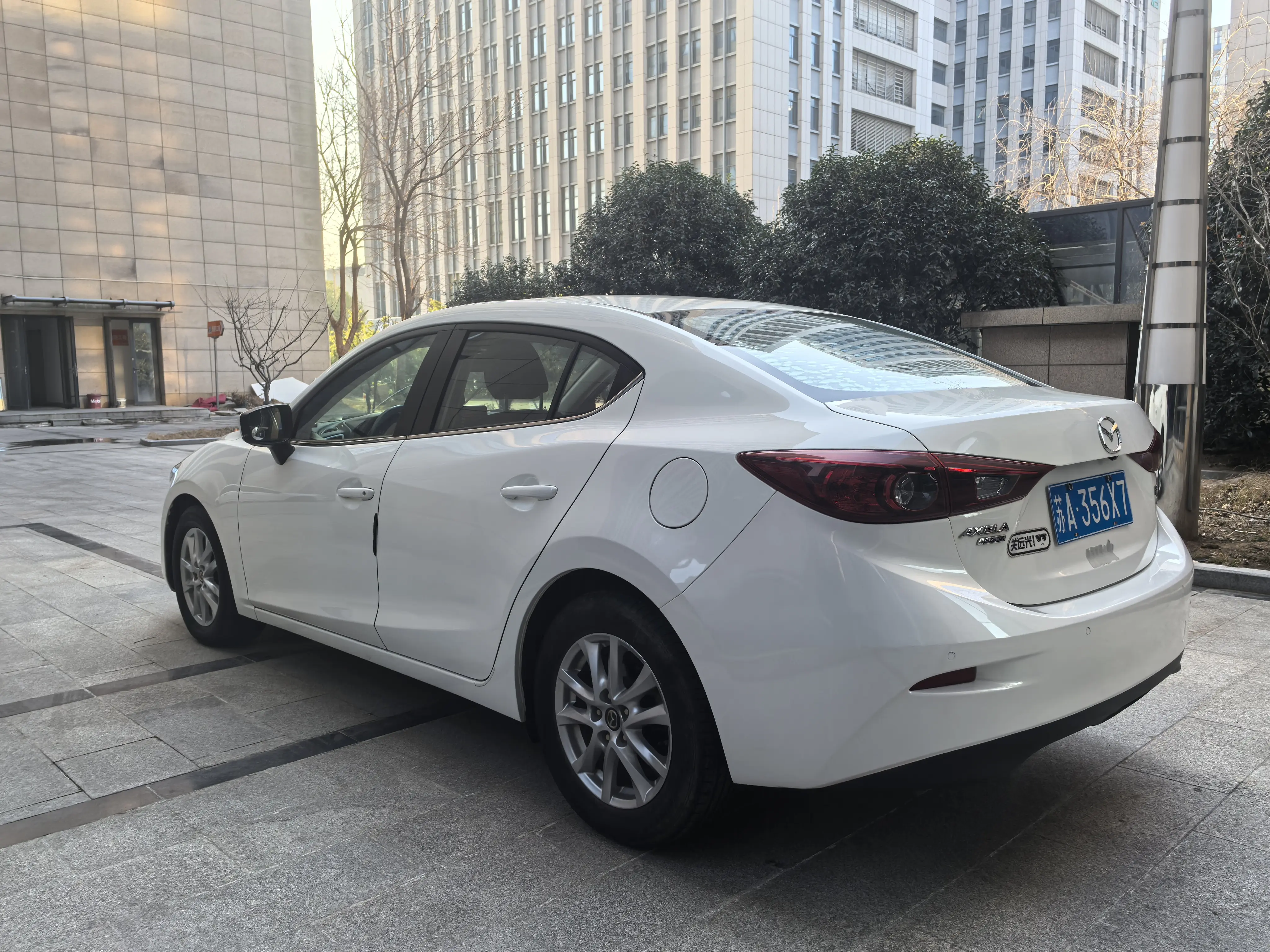 Mazda Axela (Mazda3)  из Китая