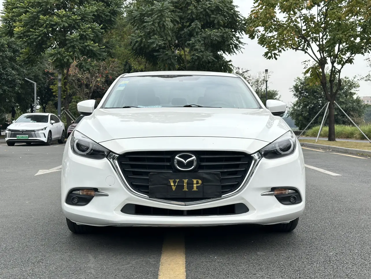 Mazda Axela (Mazda3)  из Китая