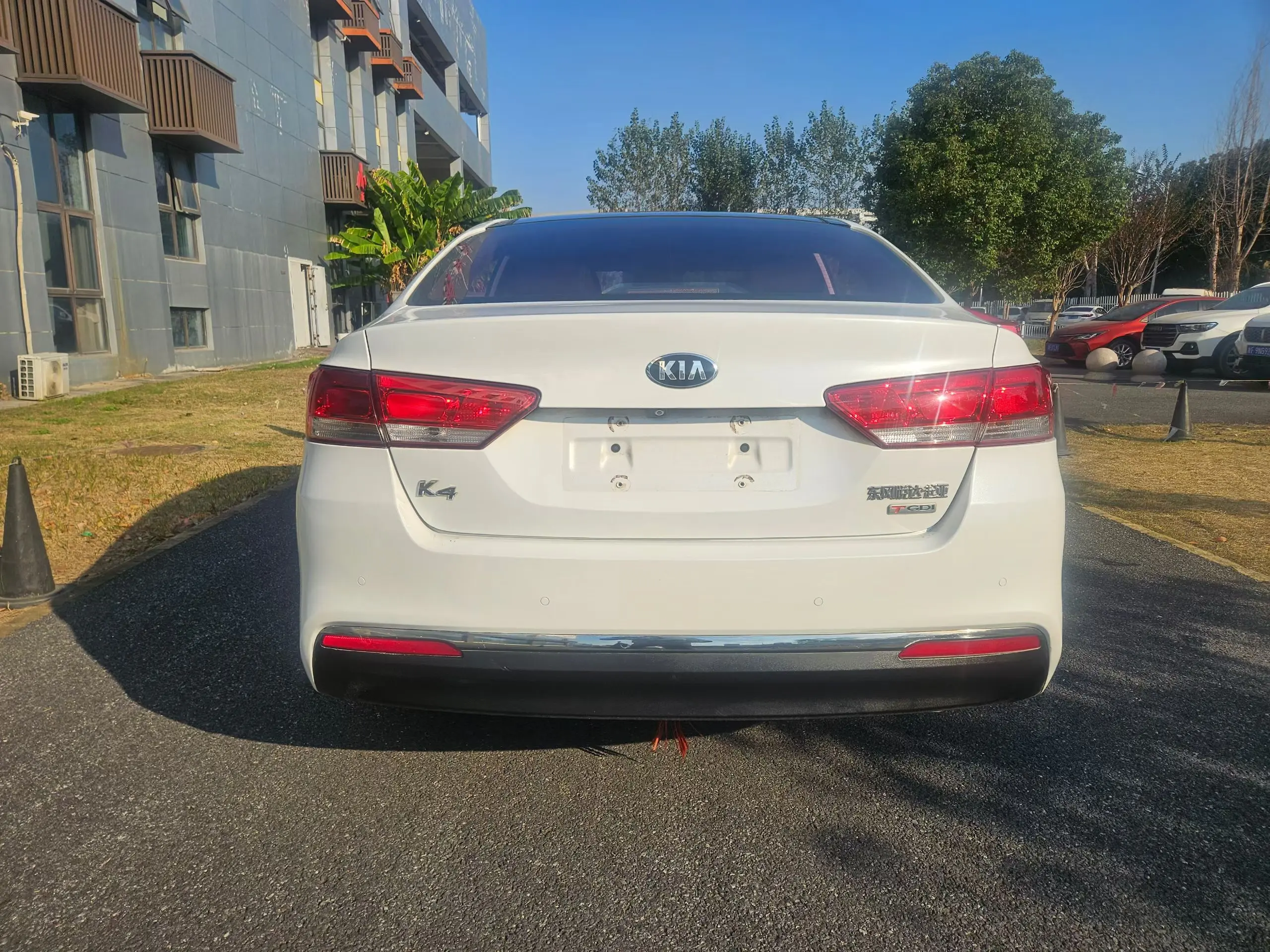 Kia K4  из Китая