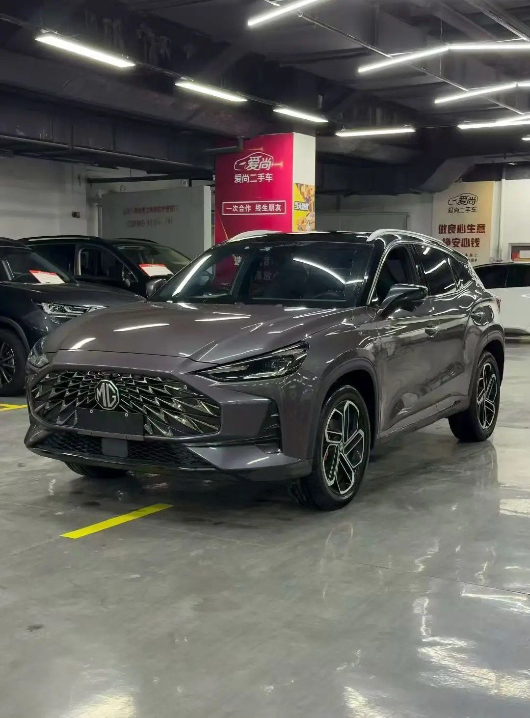 MG ONE  из Китая