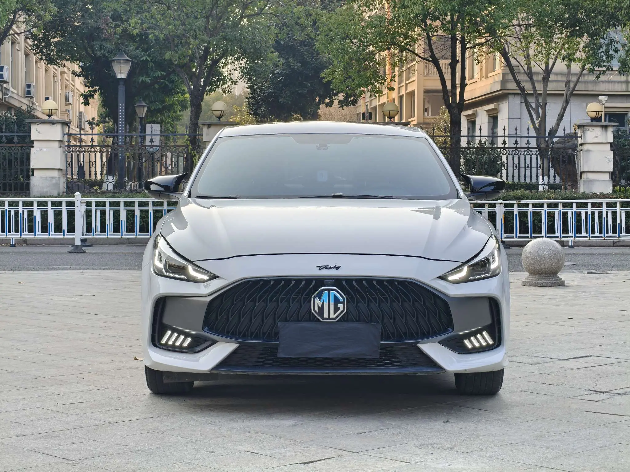 MG 5  из Китая