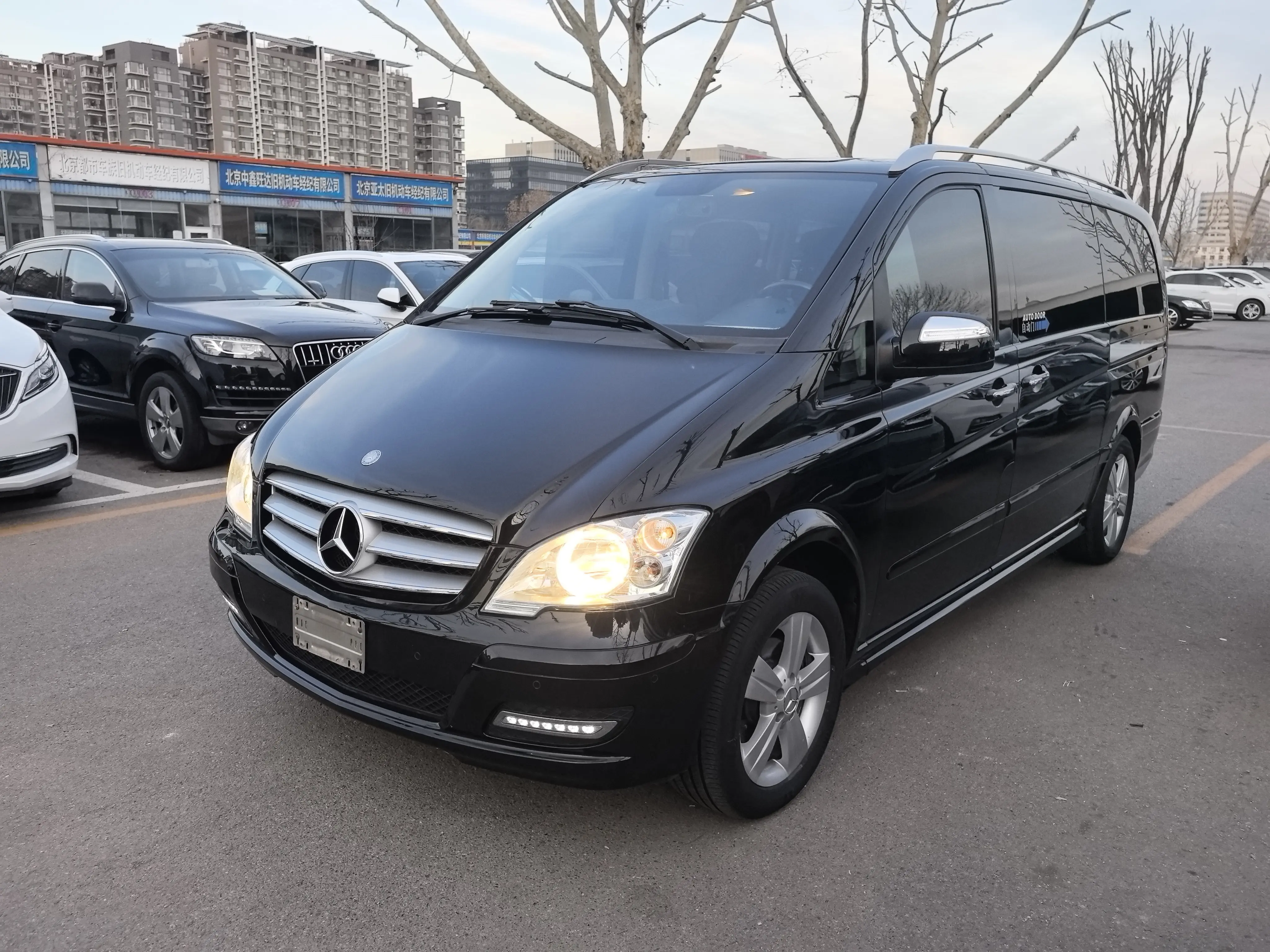 Mercedes-Benz Viano  из Китая