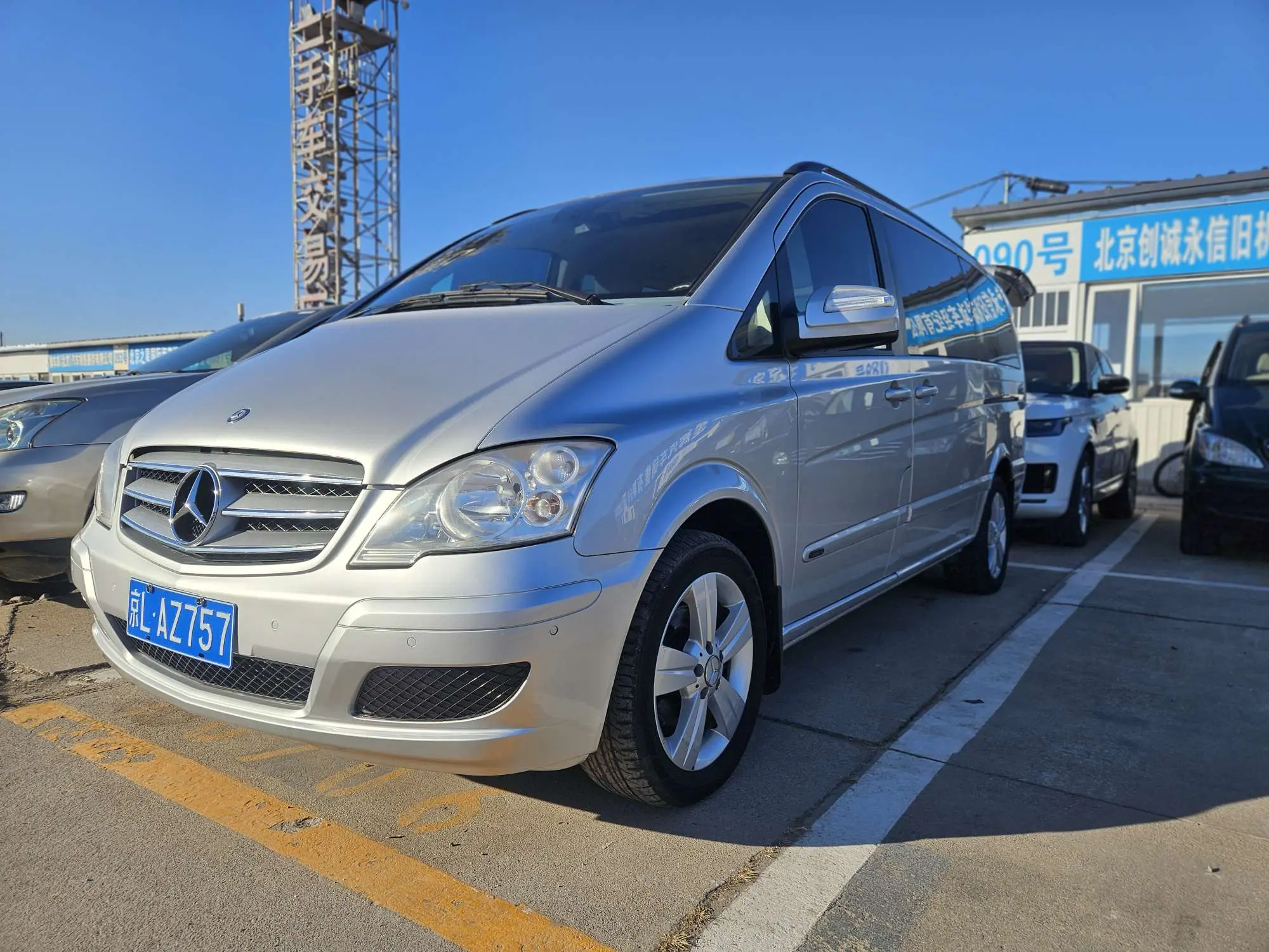 Mercedes-Benz Viano  из Китая