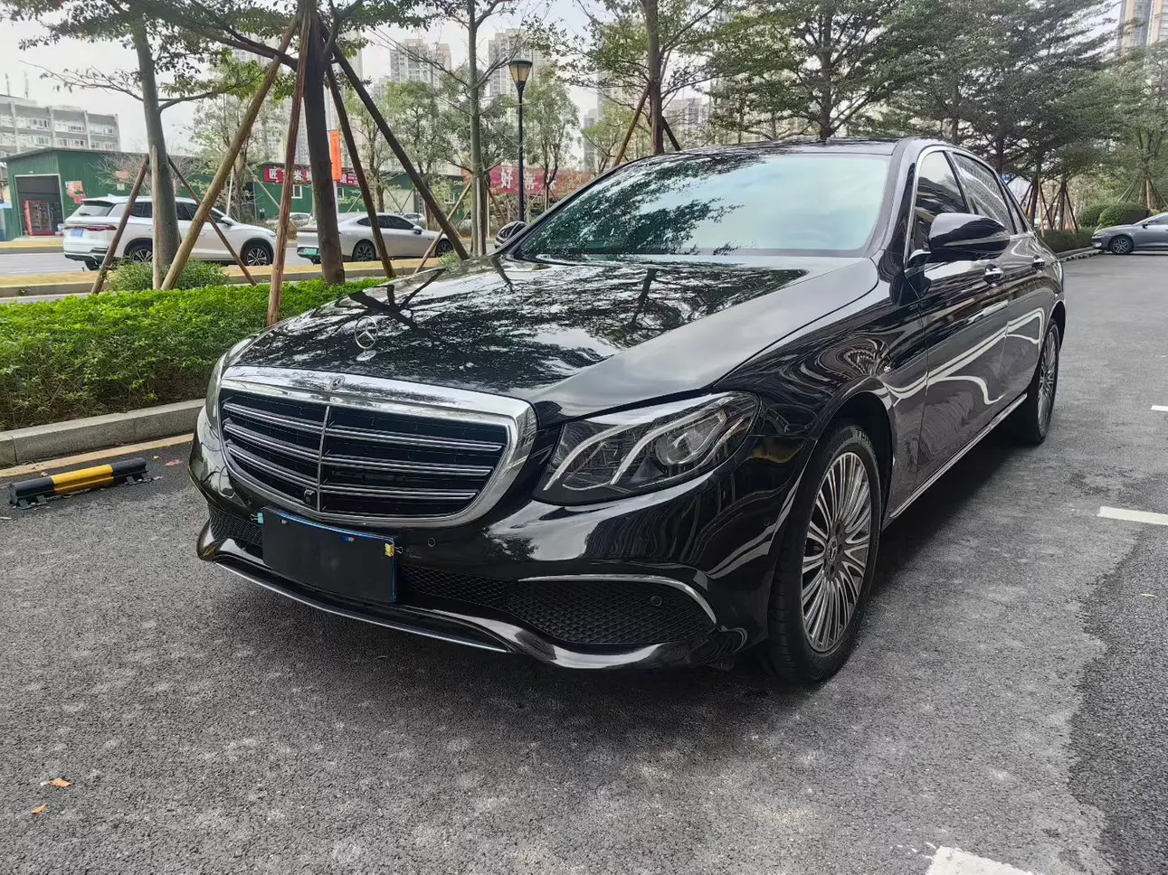 Mercedes-Benz E-Class  из Китая