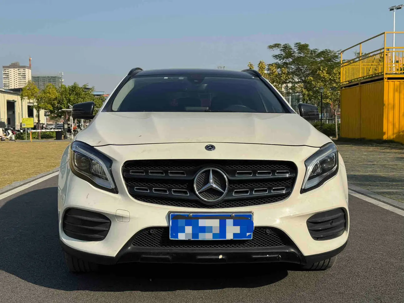 Mercedes-Benz GLA  из Китая