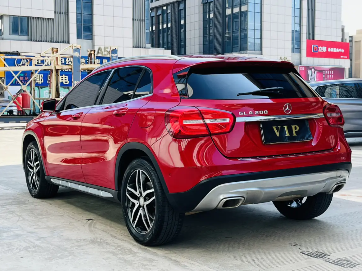Mercedes-Benz GLA  из Китая