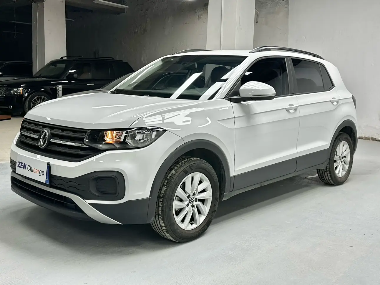 Volkswagen Explore the shadows  из Китая