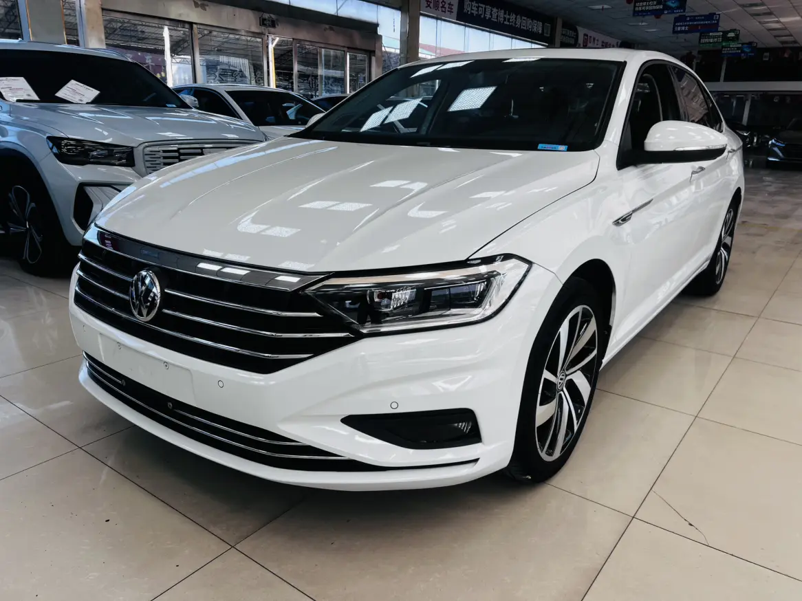 Volkswagen Sagitar  из Китая