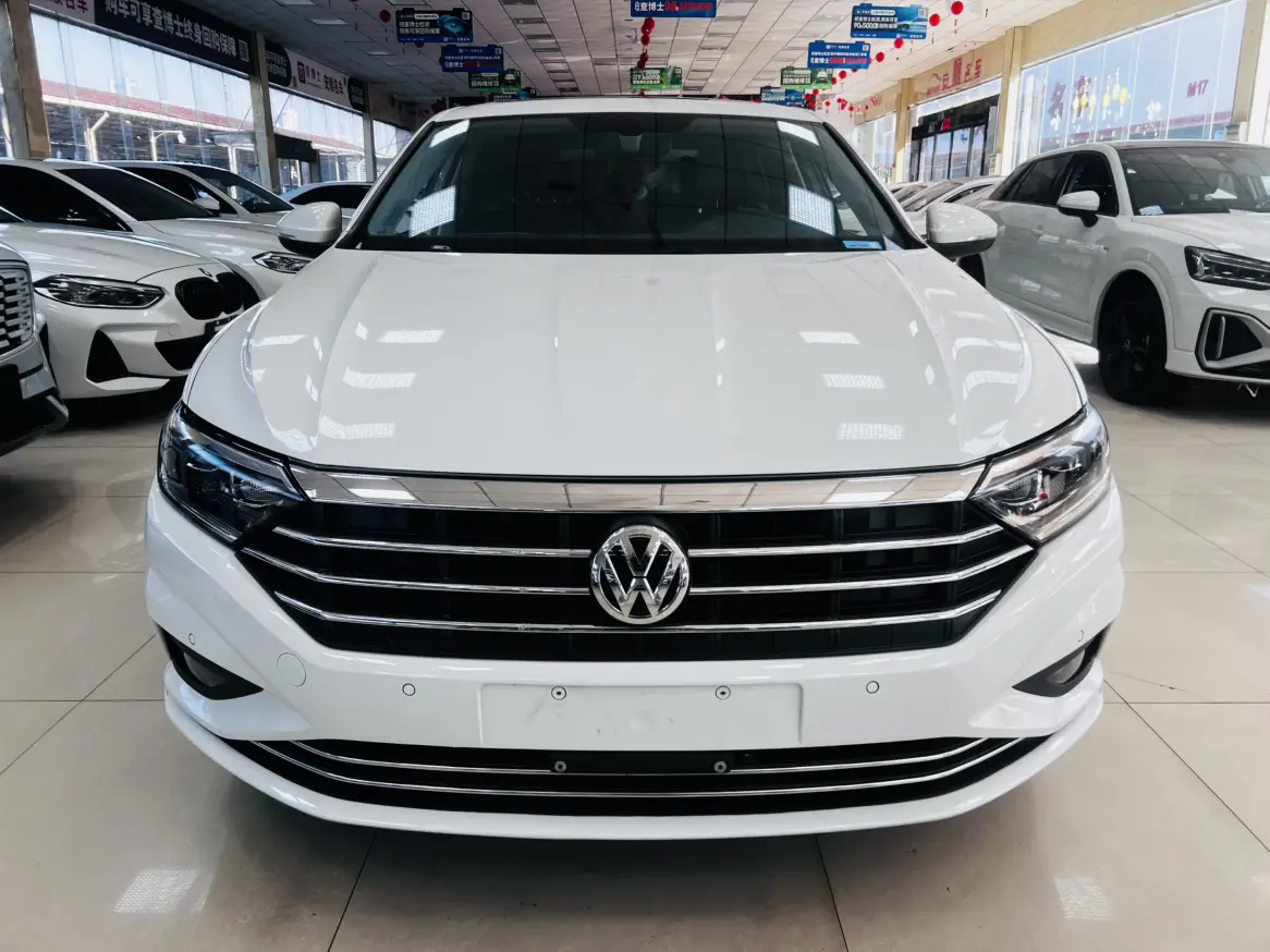 Volkswagen Sagitar  из Китая