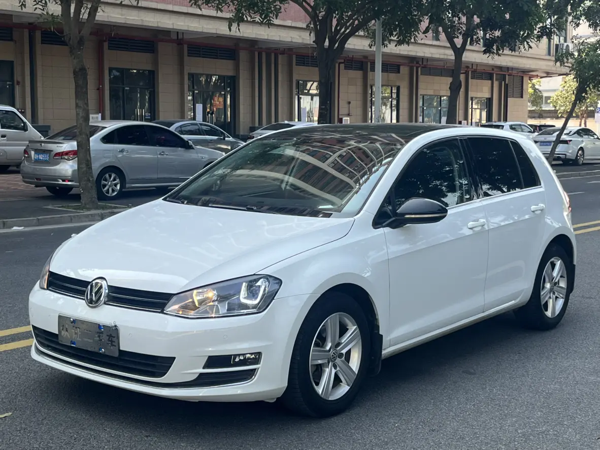 Volkswagen Golf  из Китая