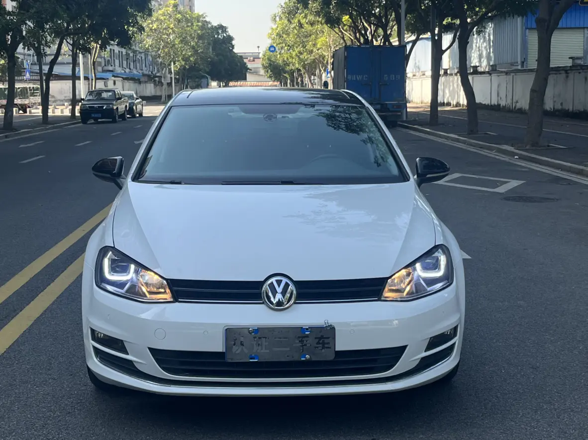 Volkswagen Golf  из Китая