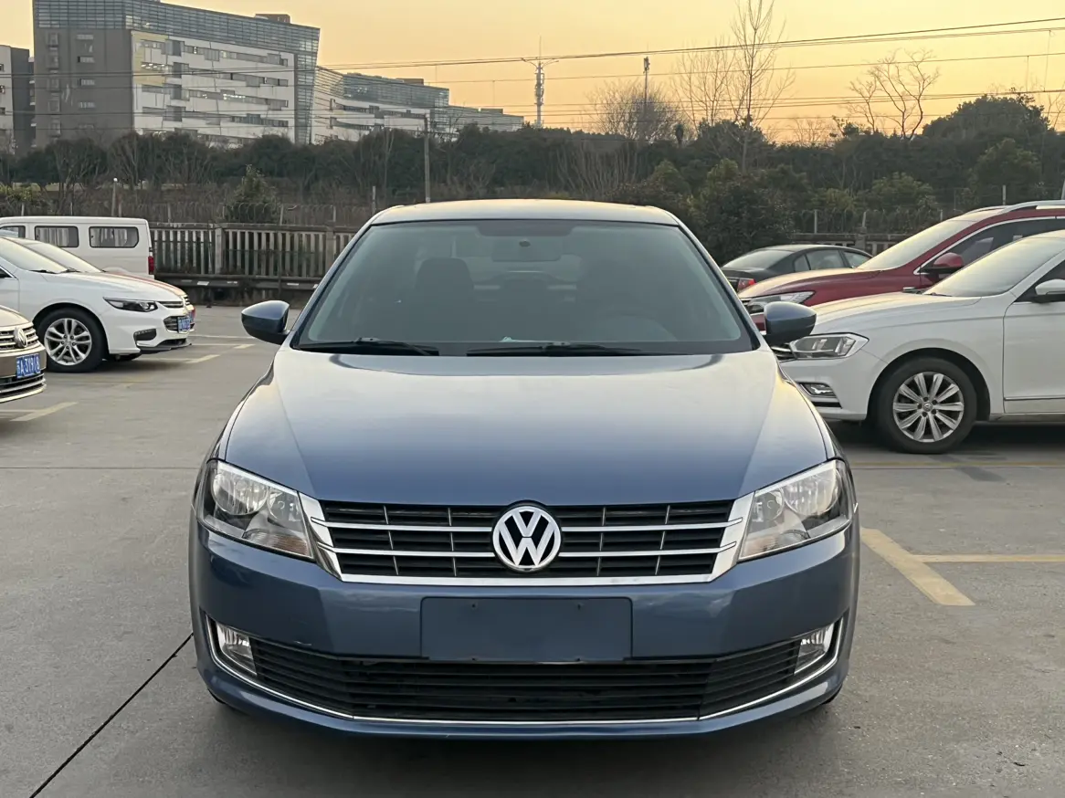 Volkswagen Lavida  из Китая
