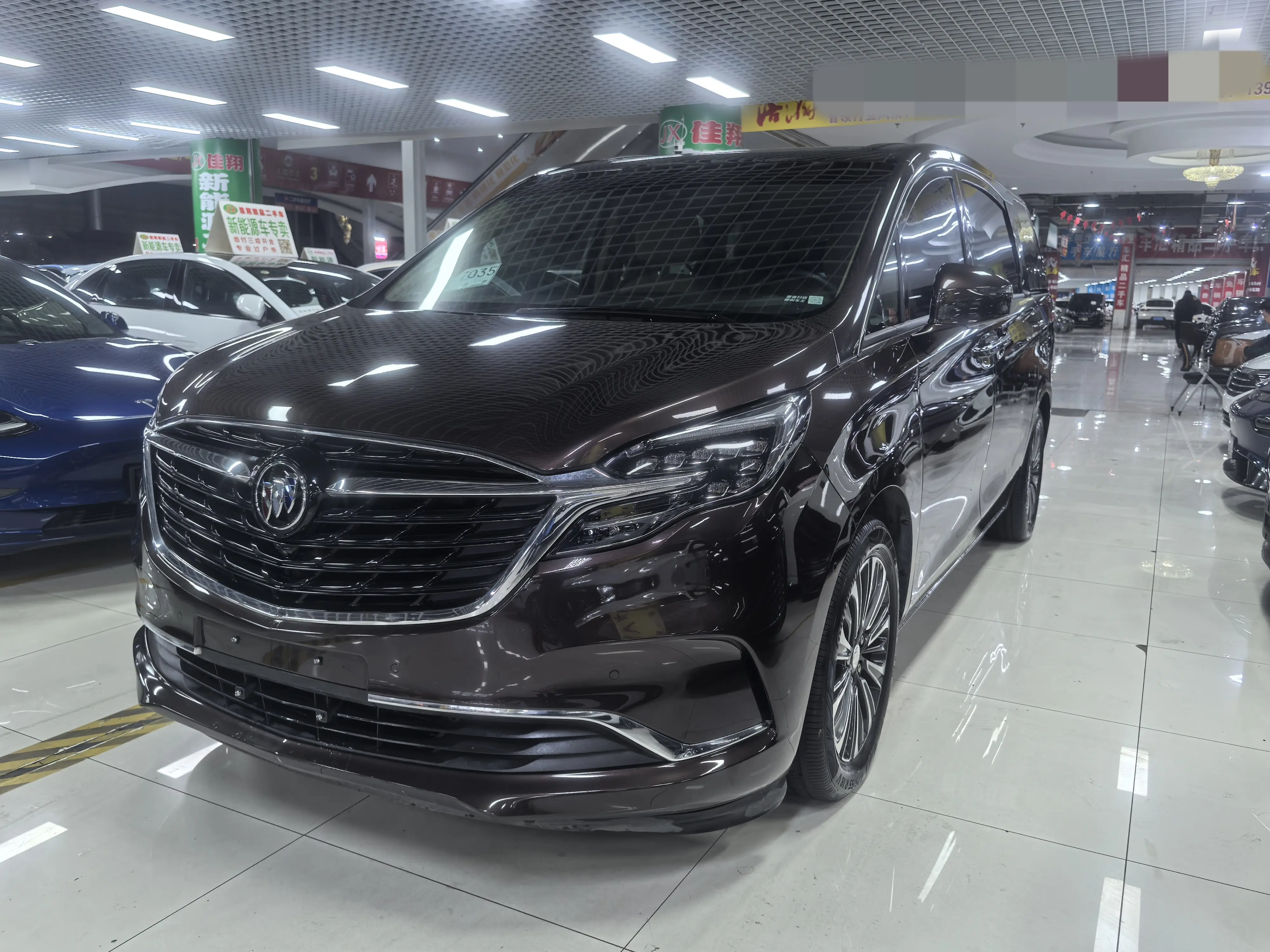 Buick GL8  из Китая