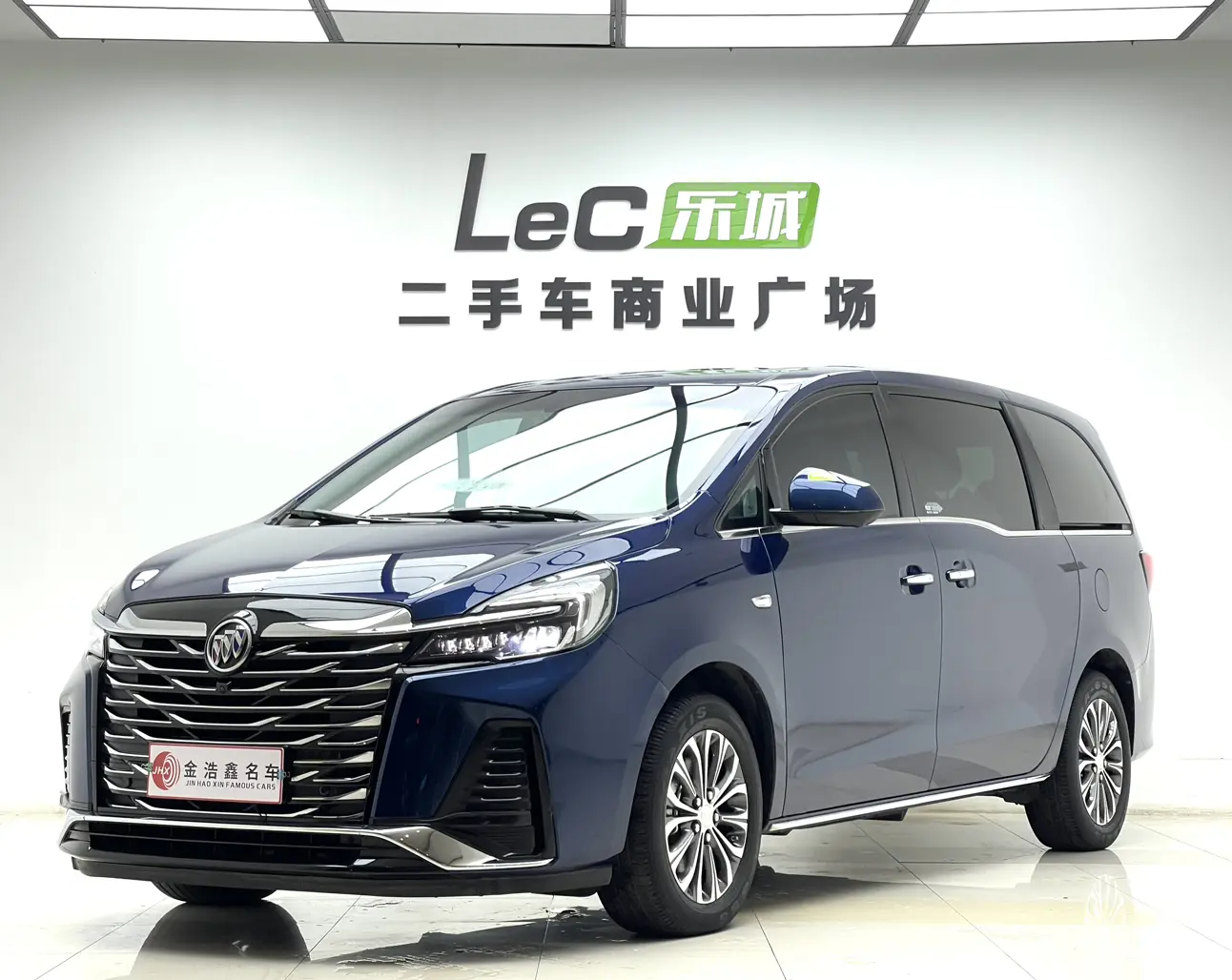 Buick GL8  из Китая