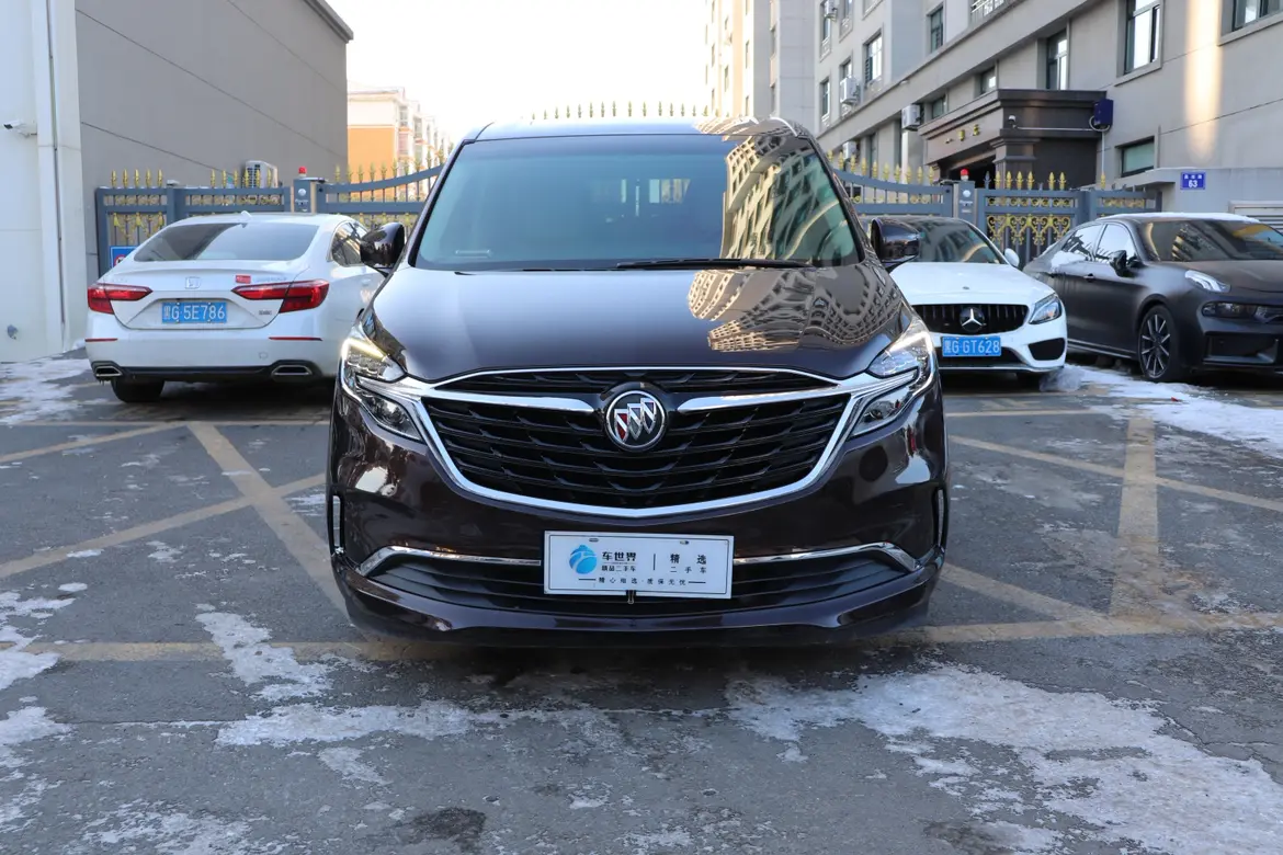 Buick GL8  из Китая