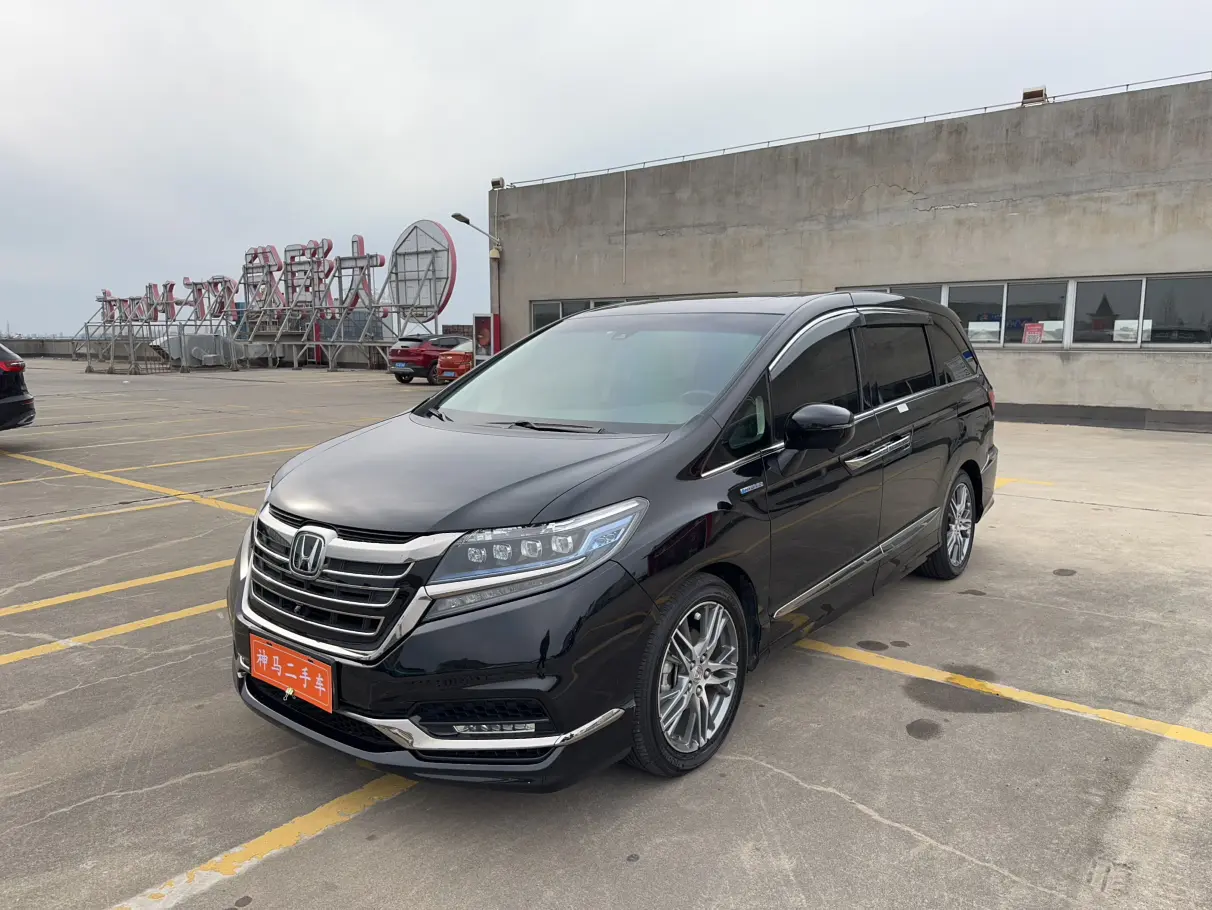 Honda Elysion (Alison)  из Китая