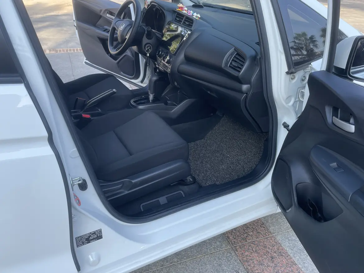 Honda Fit  из Китая