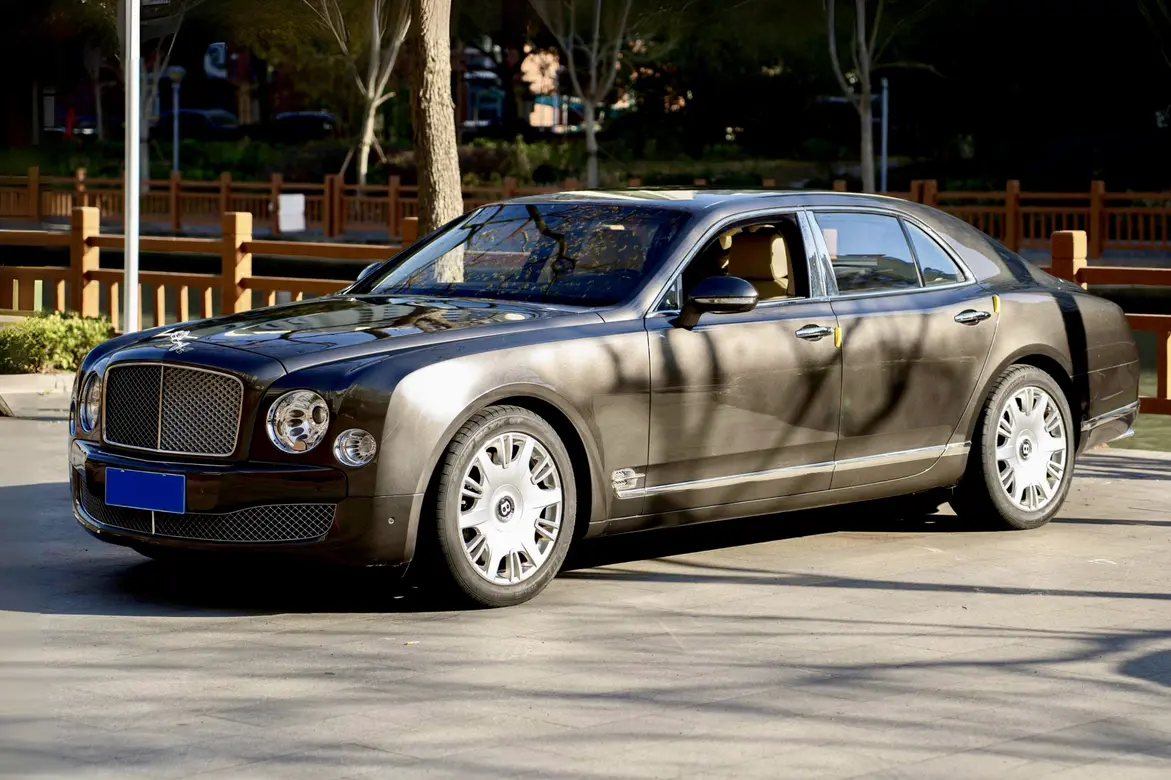 Bentley Mulsanne  из Китая