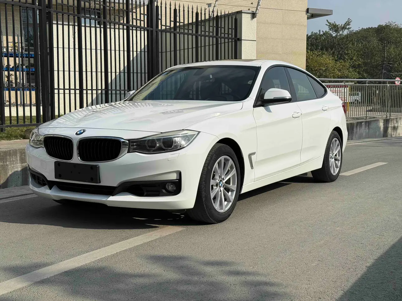 BMW 3 Series GT  из Китая
