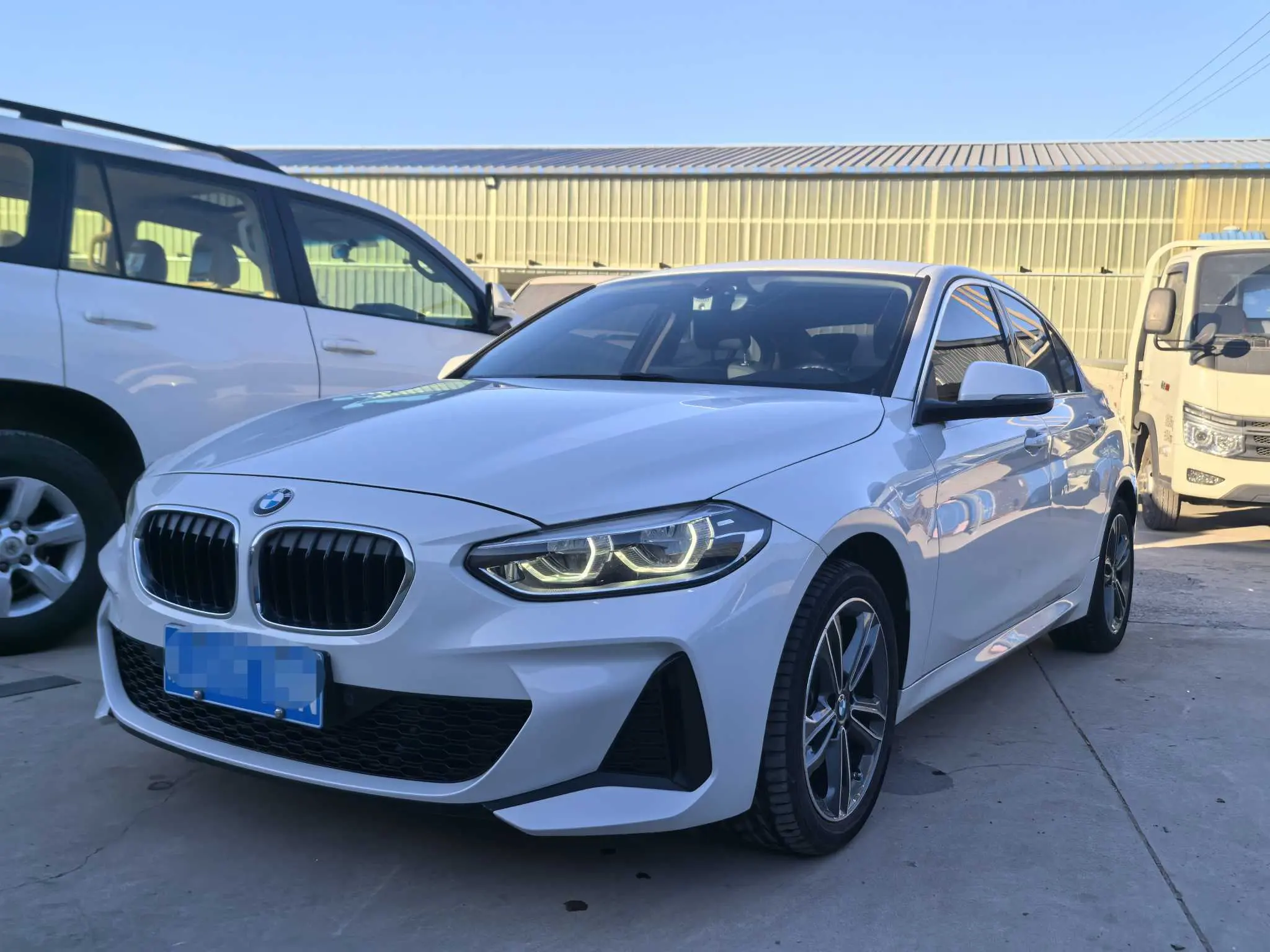 BMW 1 Series  из Китая