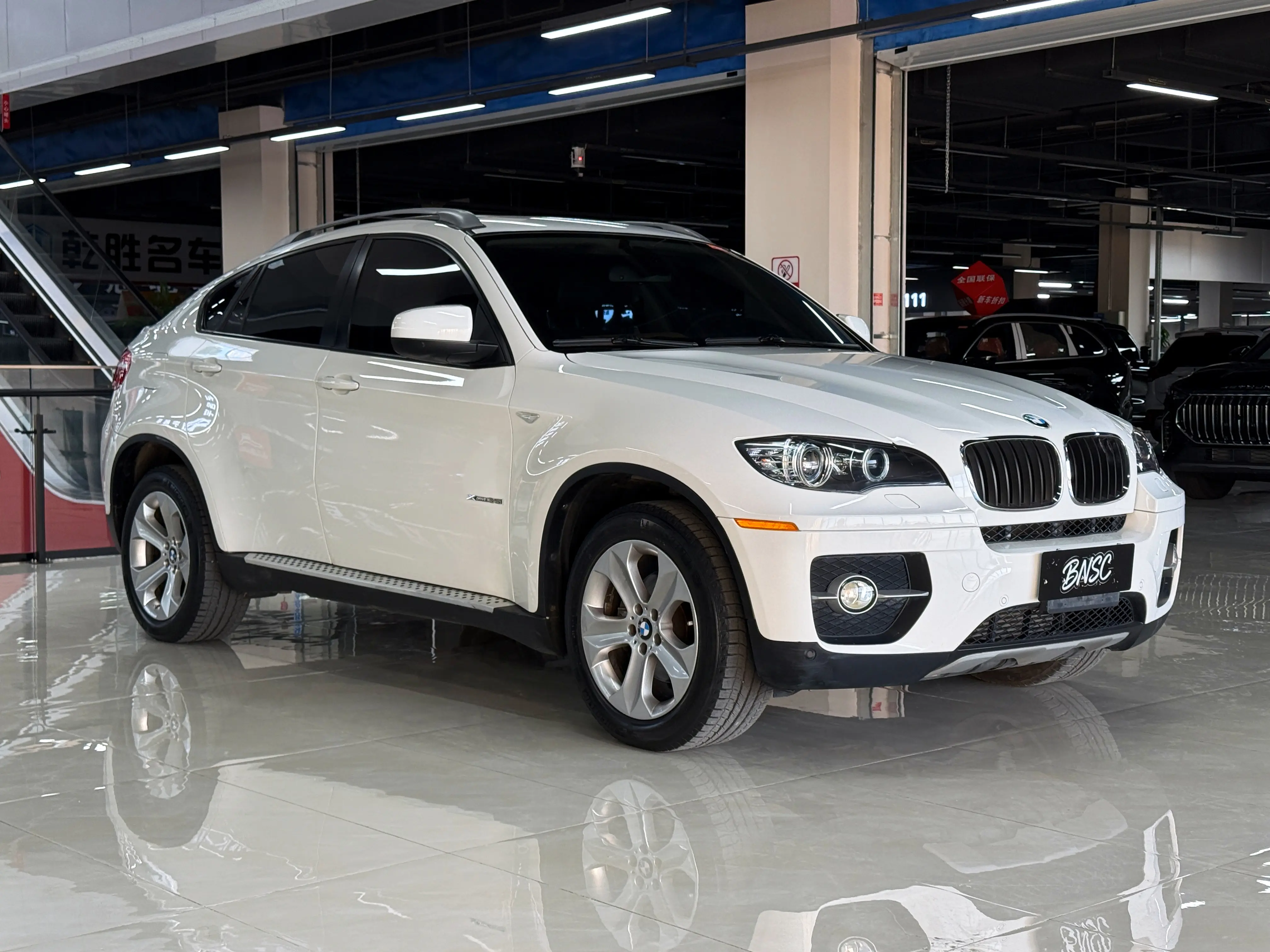 BMW X6  из Китая