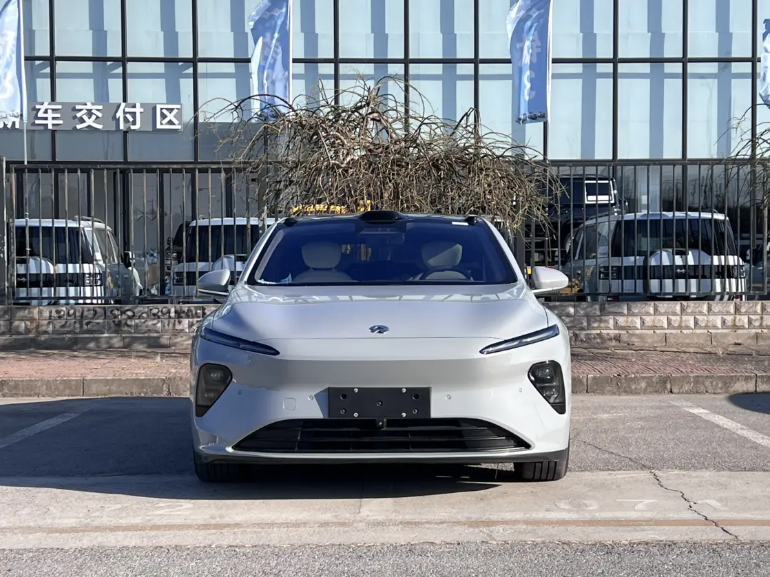 NIO ET7  из Китая
