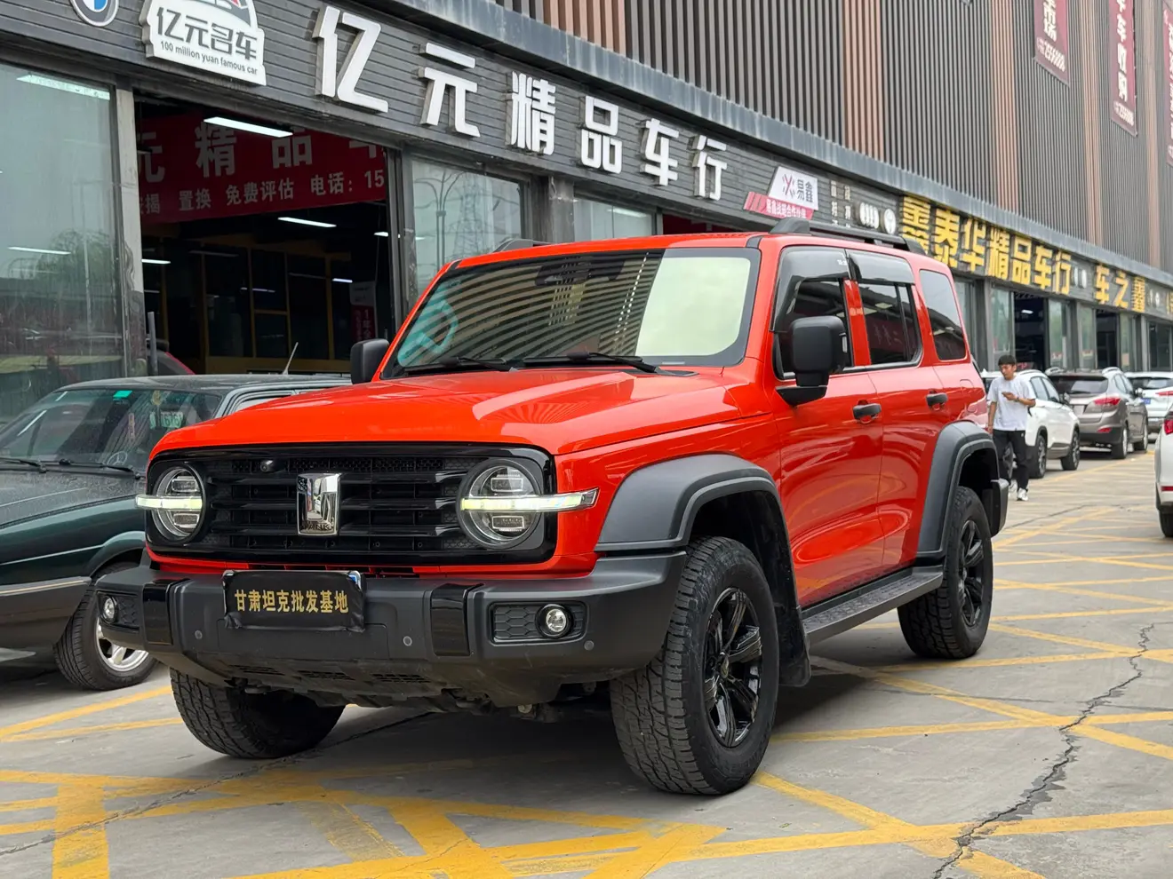 Tank 300  из Китая