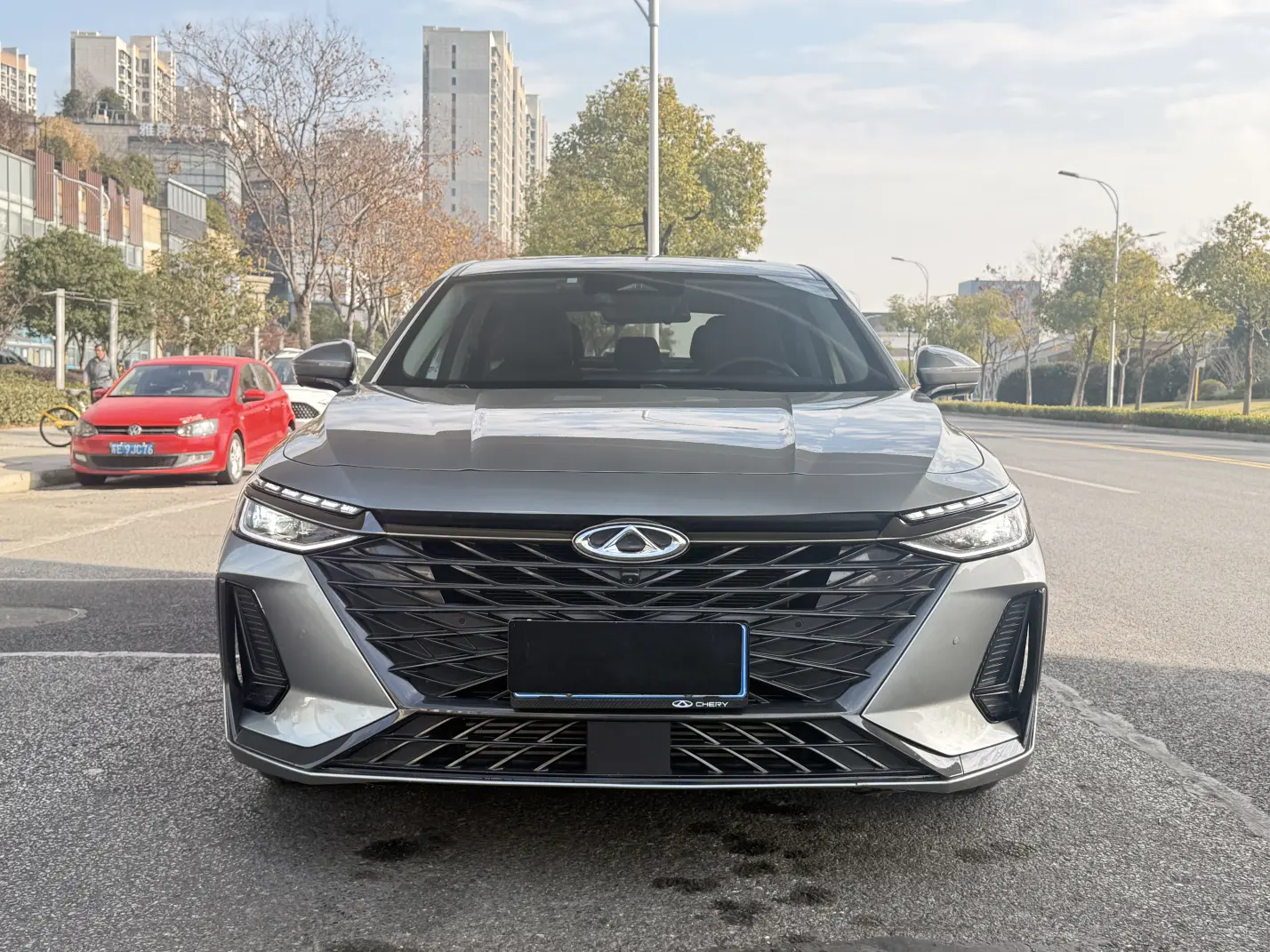 Chery Arrizo 8  из Китая