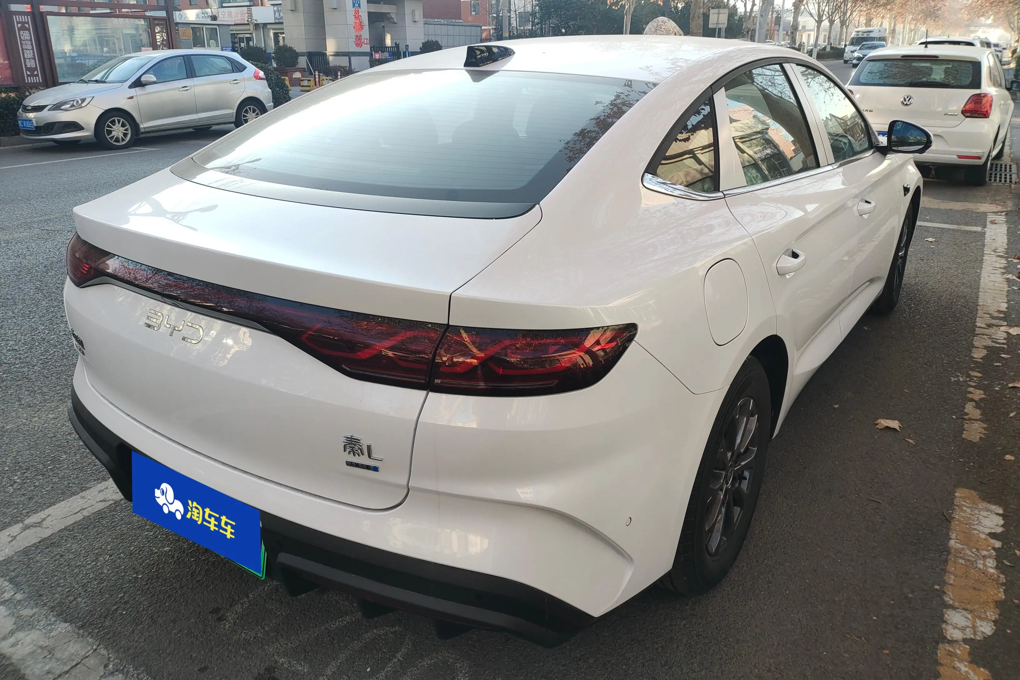 BYD Qin L DM