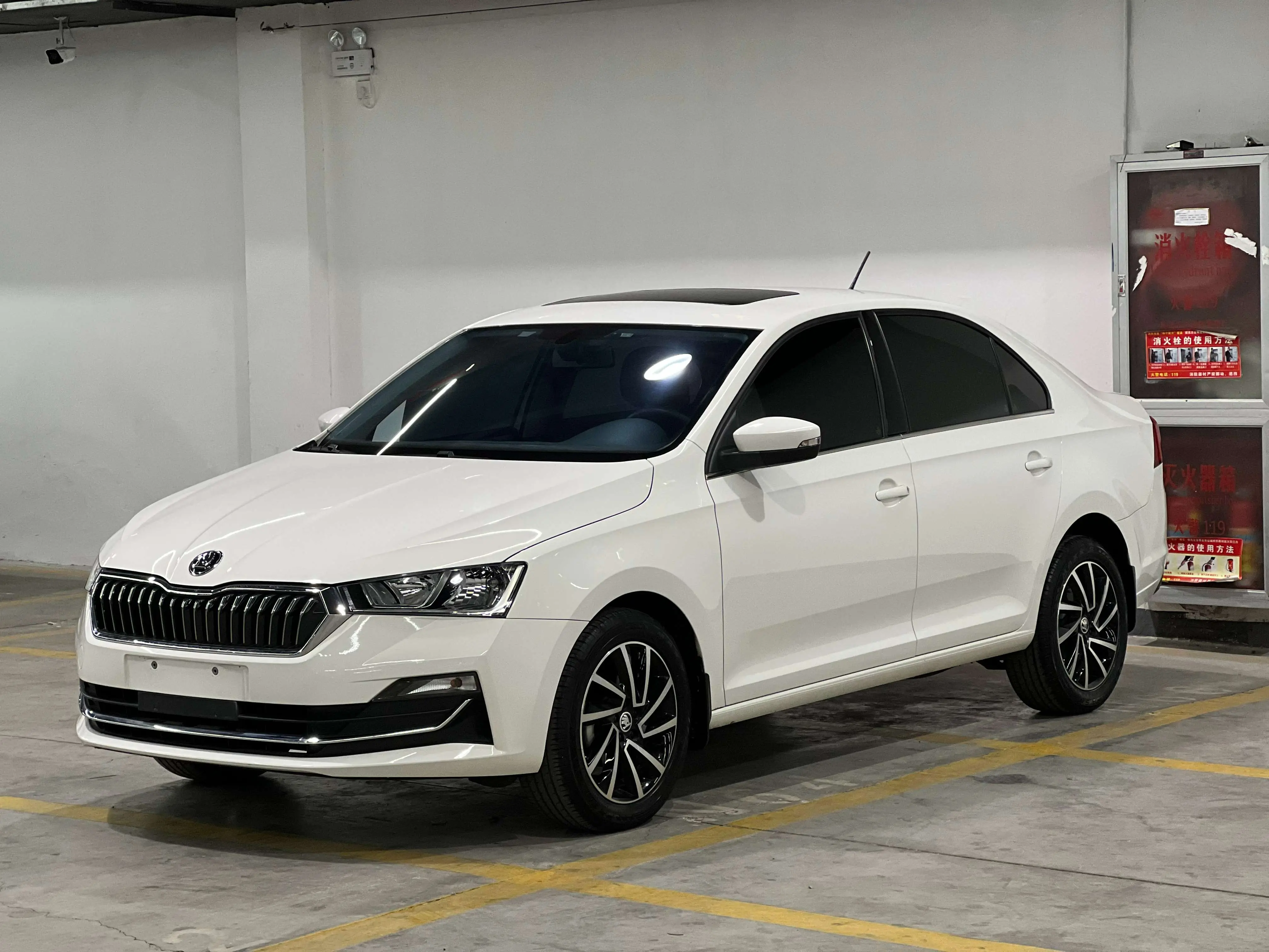 Skoda Xin Rui  из Китая