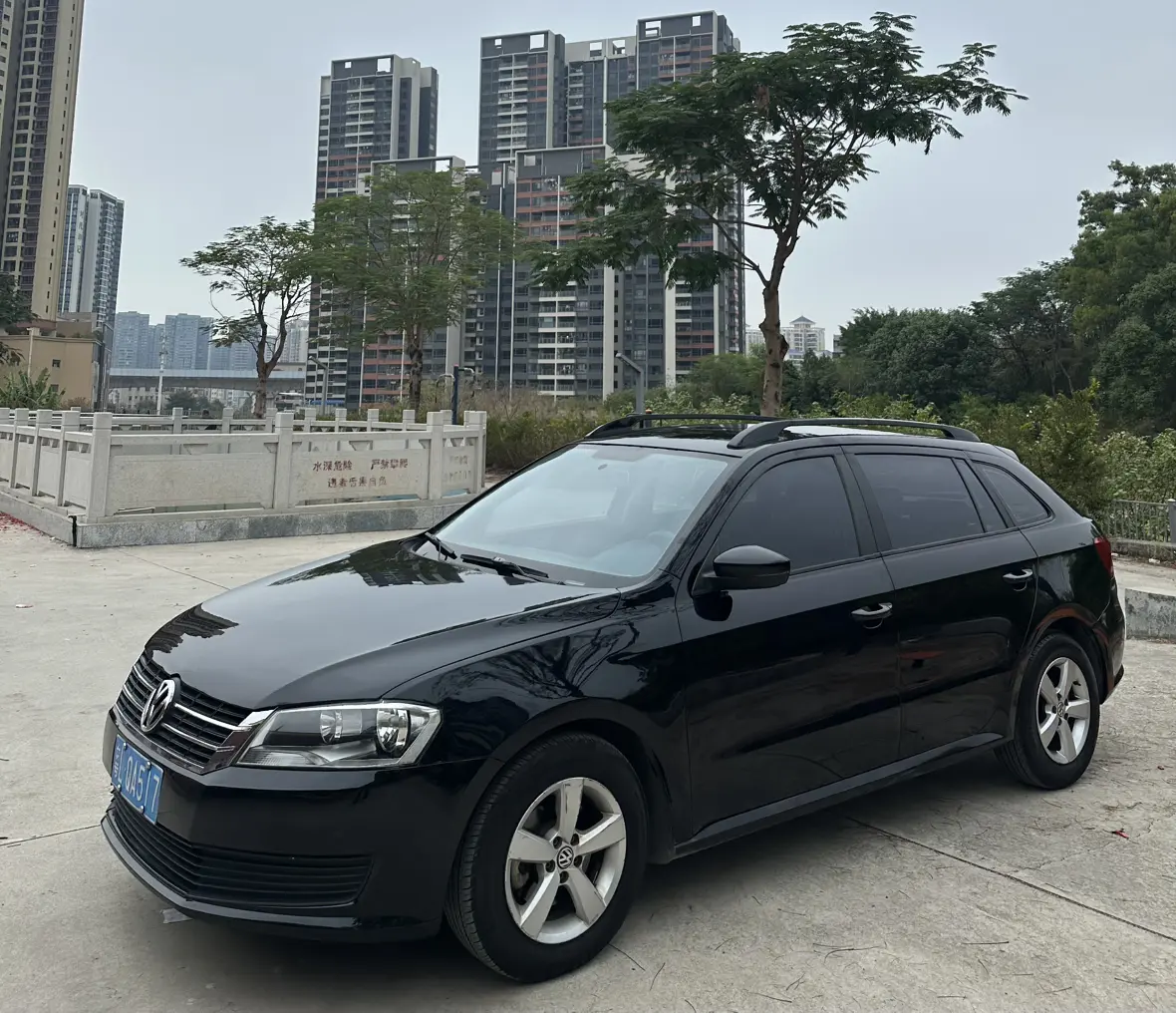 Volkswagen Langxing  из Китая