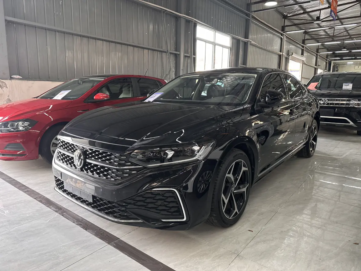 Volkswagen Passat  из Китая