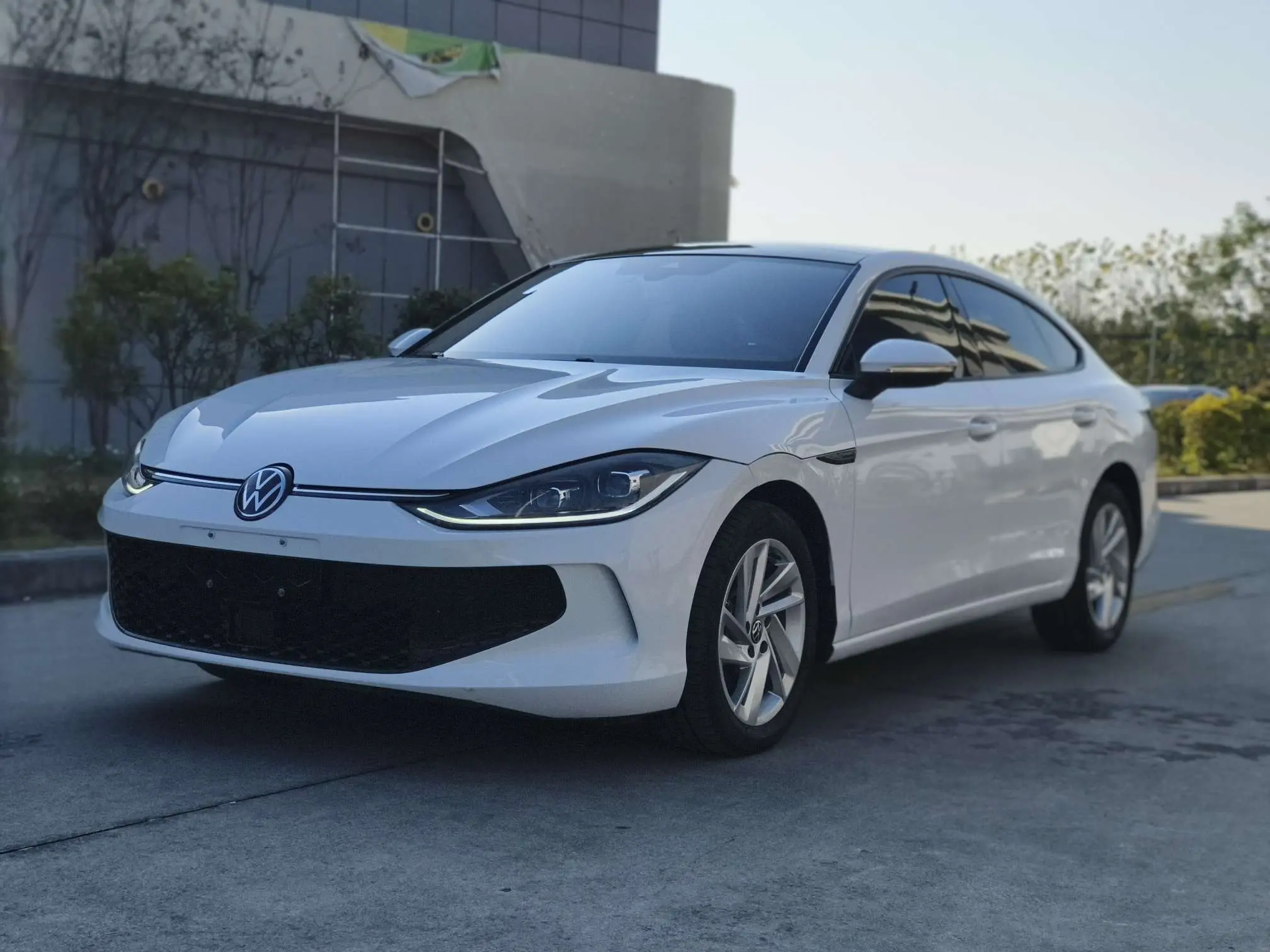 Volkswagen Lamando (Lingdu)  из Китая