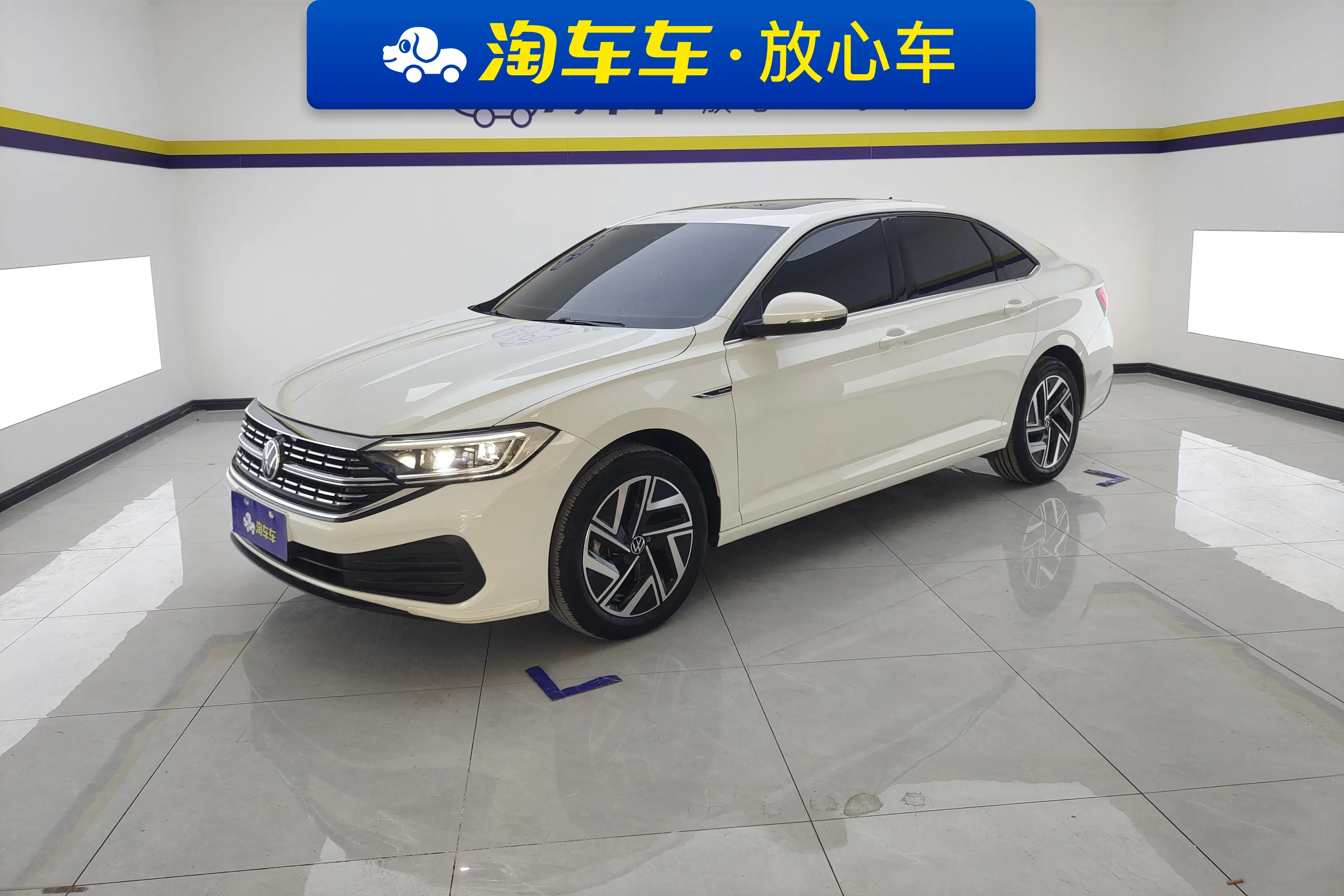 Volkswagen Sagitar  из Китая