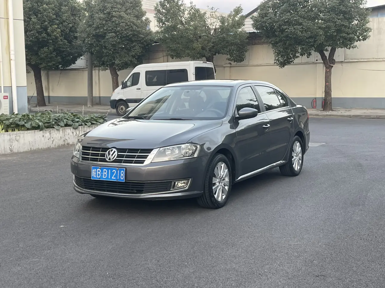 Volkswagen Lavida  из Китая