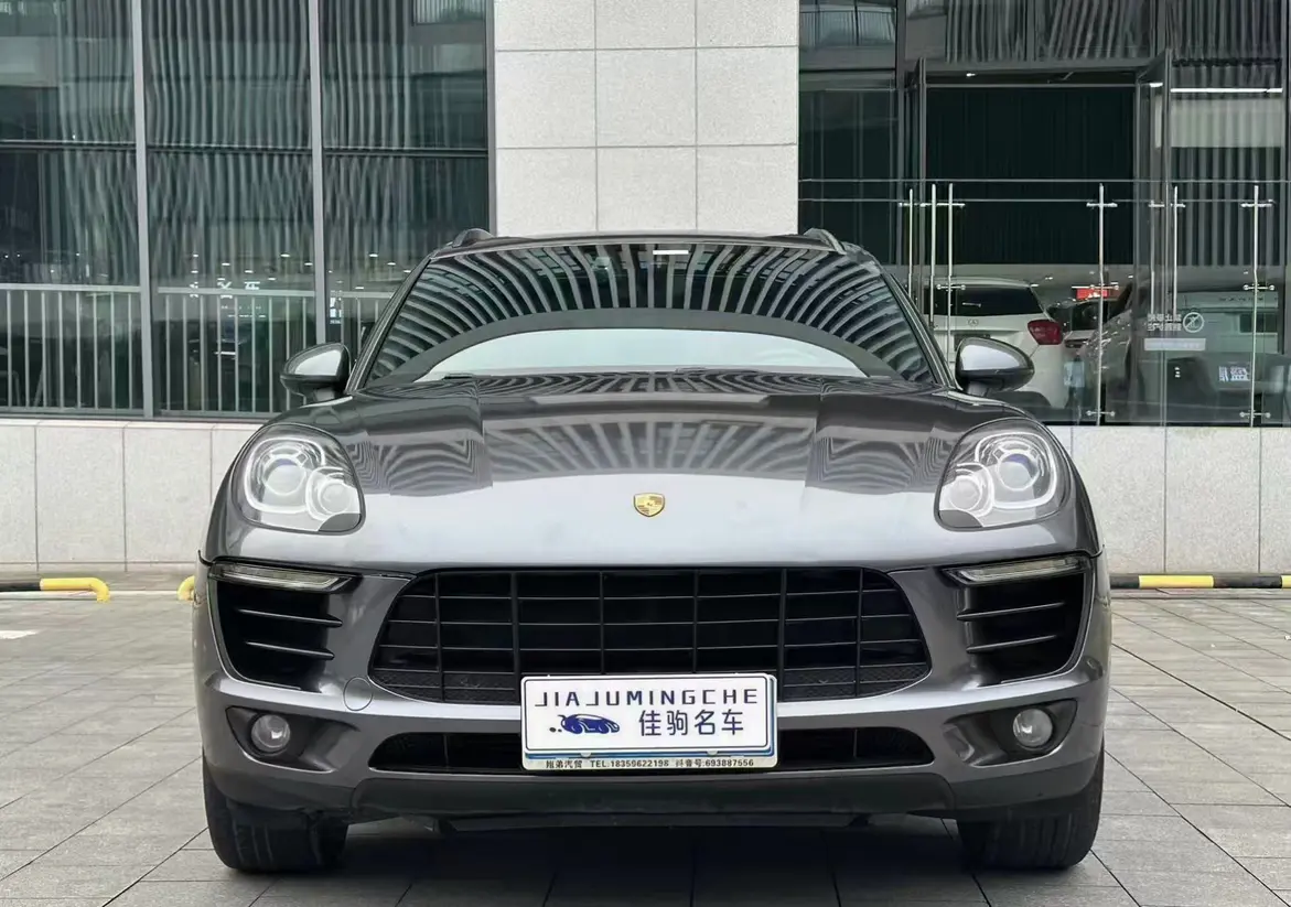 Porsche Macan  из Китая