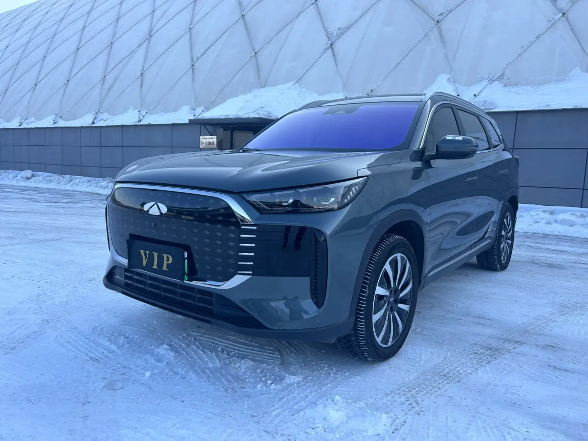 Chery Fengyun T8  из Китая