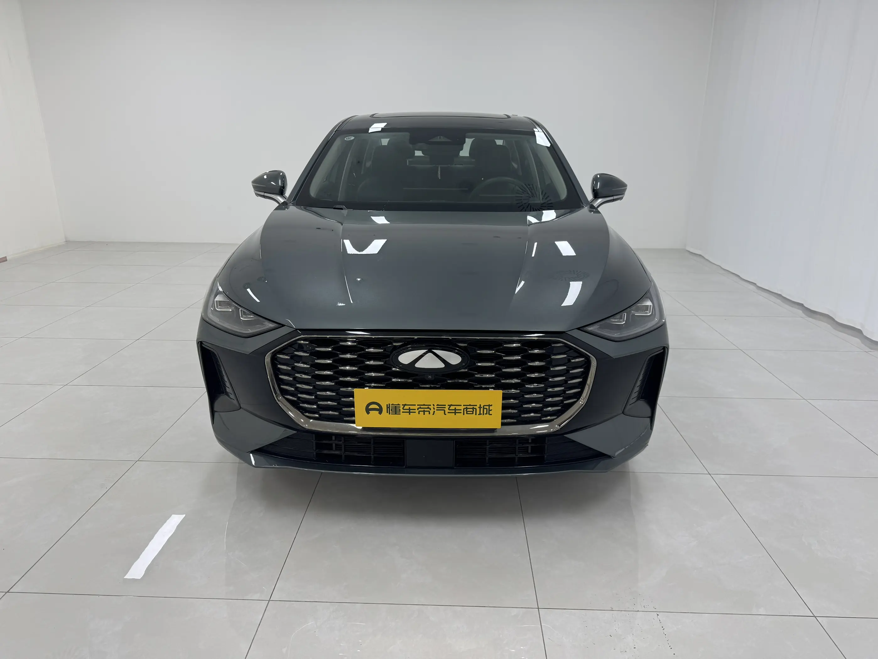 Chery Fengyun A8L  из Китая