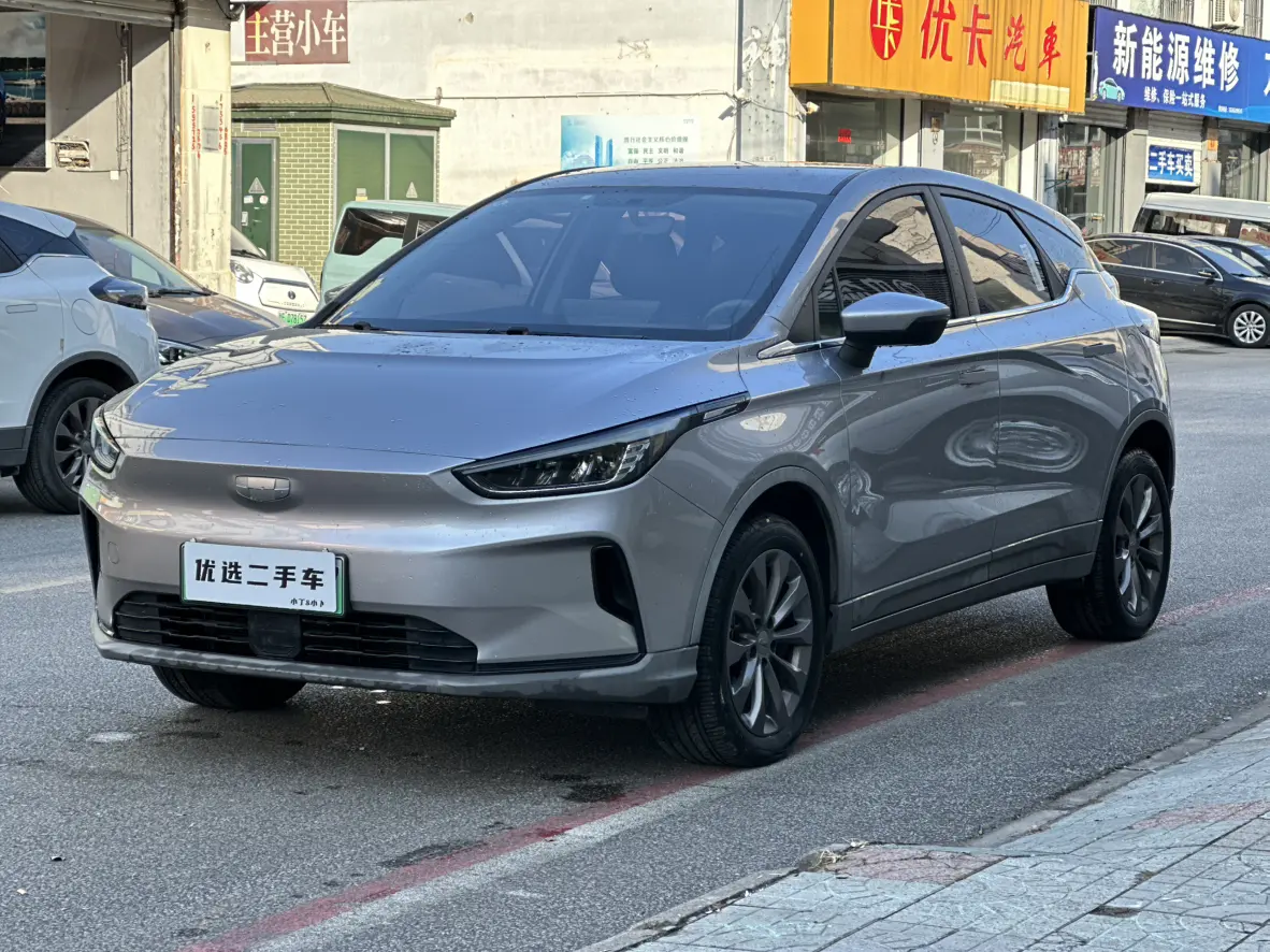 Geely Geometry C  из Китая