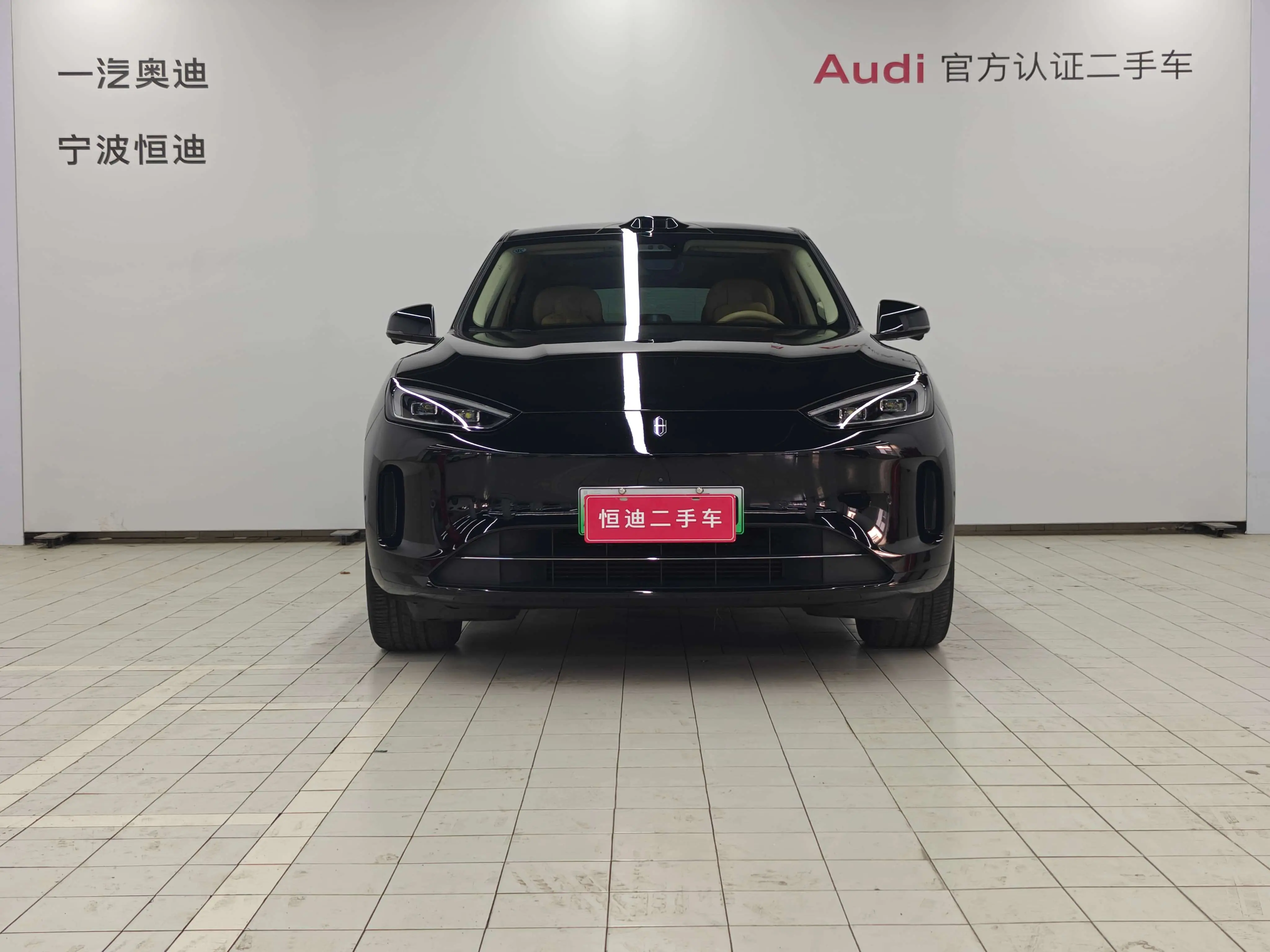 AITO M5 (Wenjie M5)  из Китая