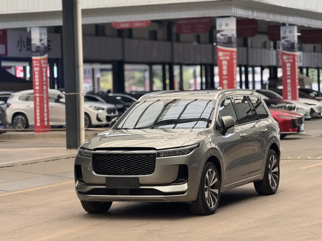 Li ONE (Ideal ONE)  из Китая