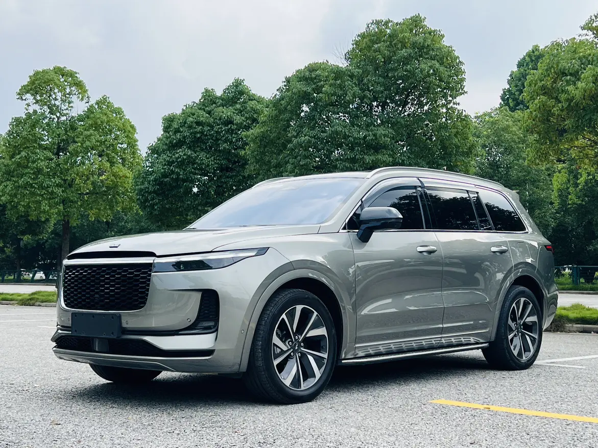 Li ONE (Ideal ONE)  из Китая