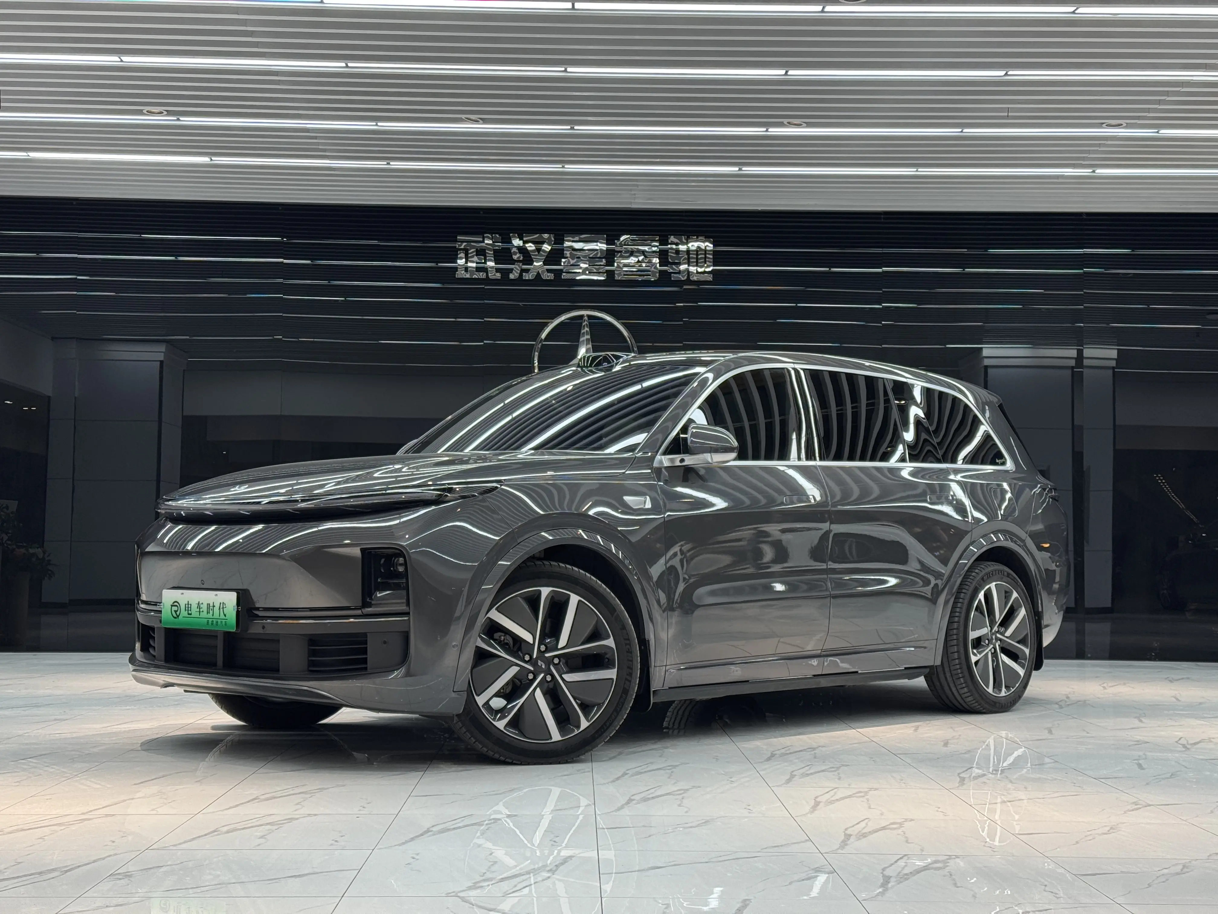 Li L9 (Ideal L9)  из Китая