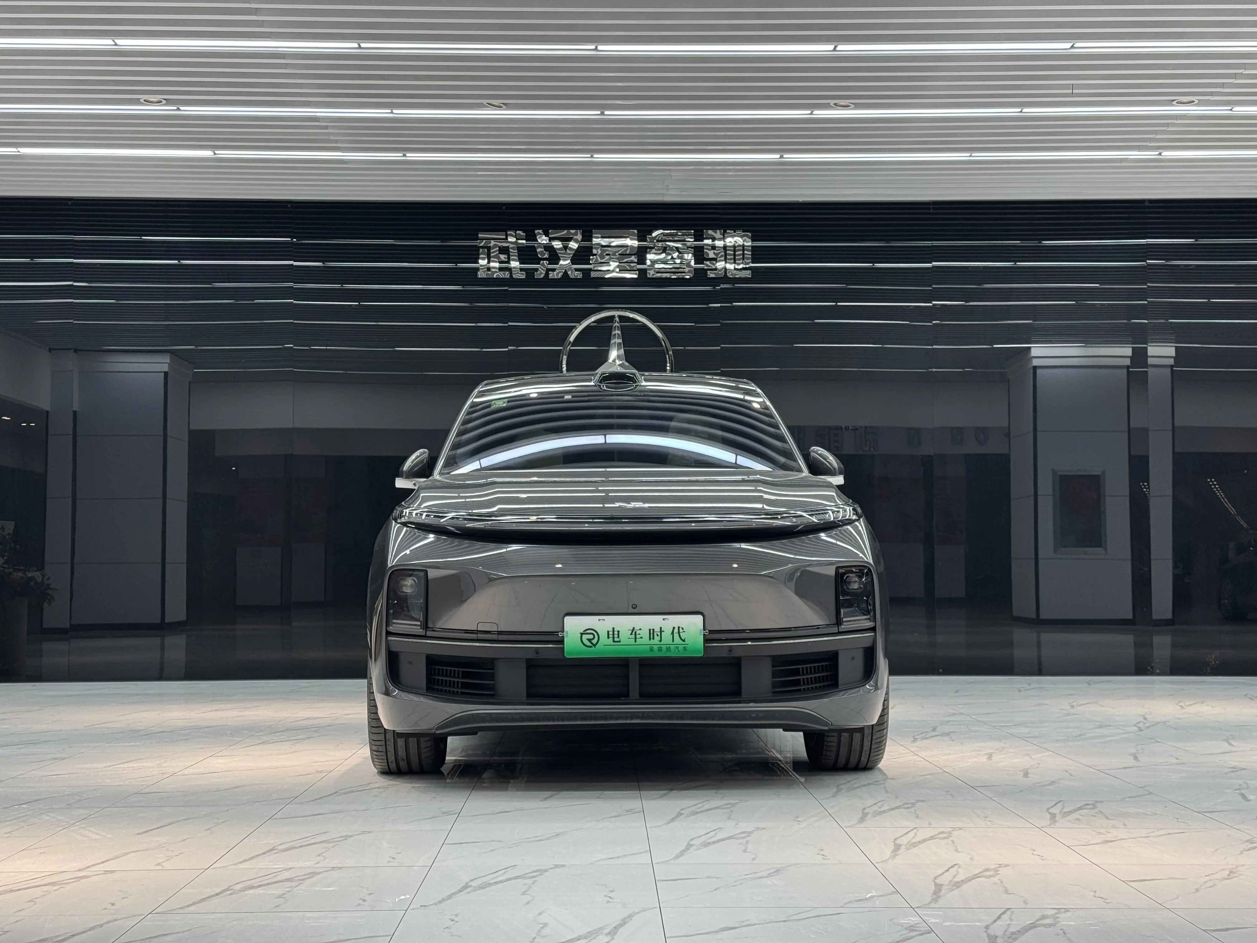 Li L9 (Ideal L9)  из Китая