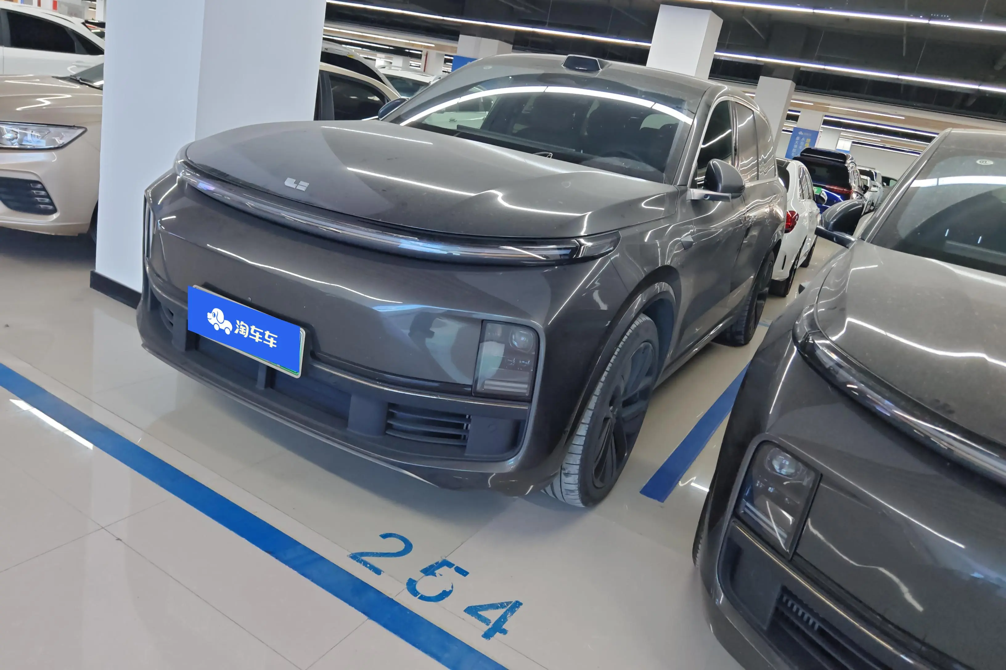 Li L9 (Ideal L9)  из Китая