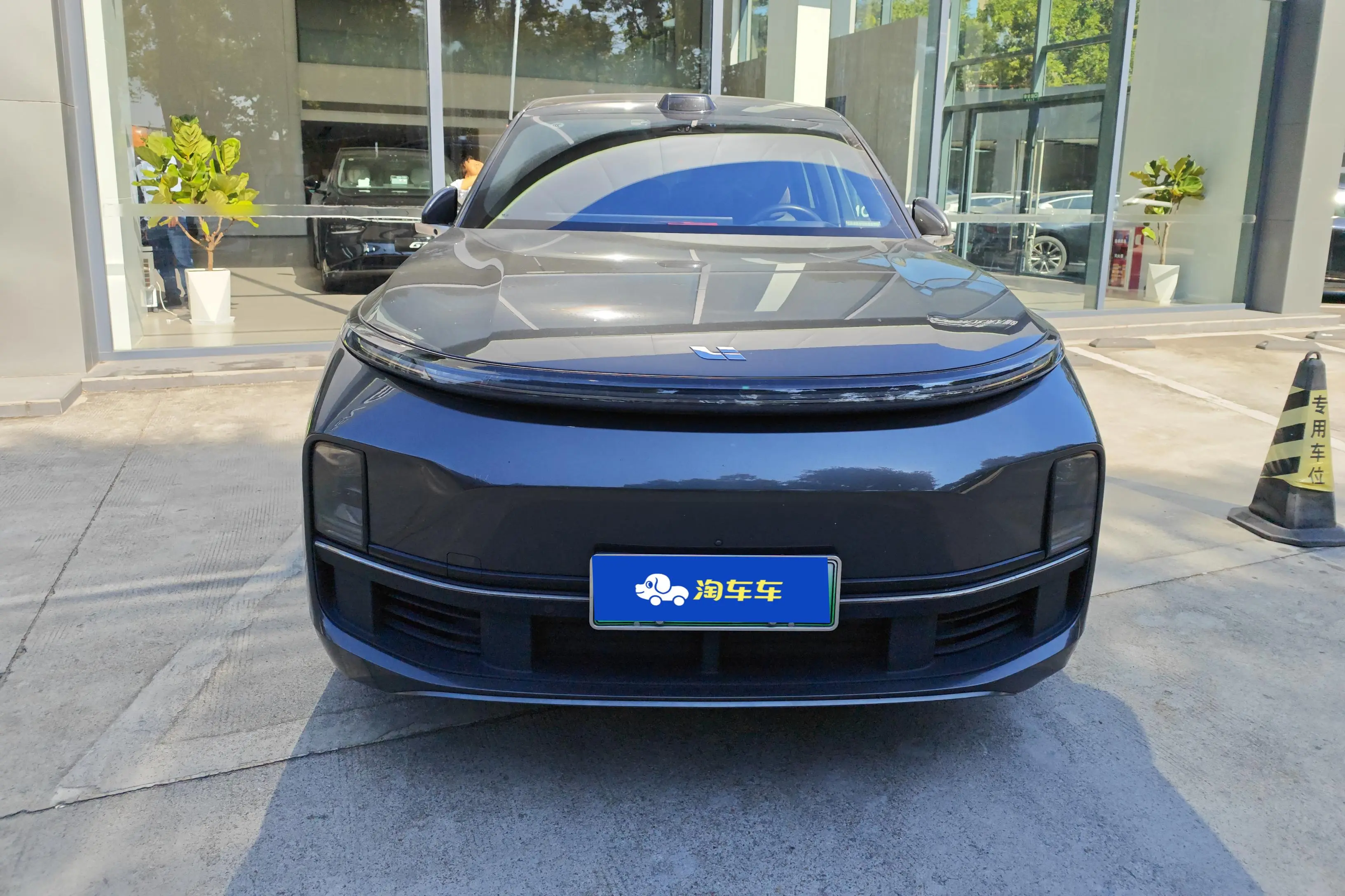 Li L9 (Ideal L9)  из Китая