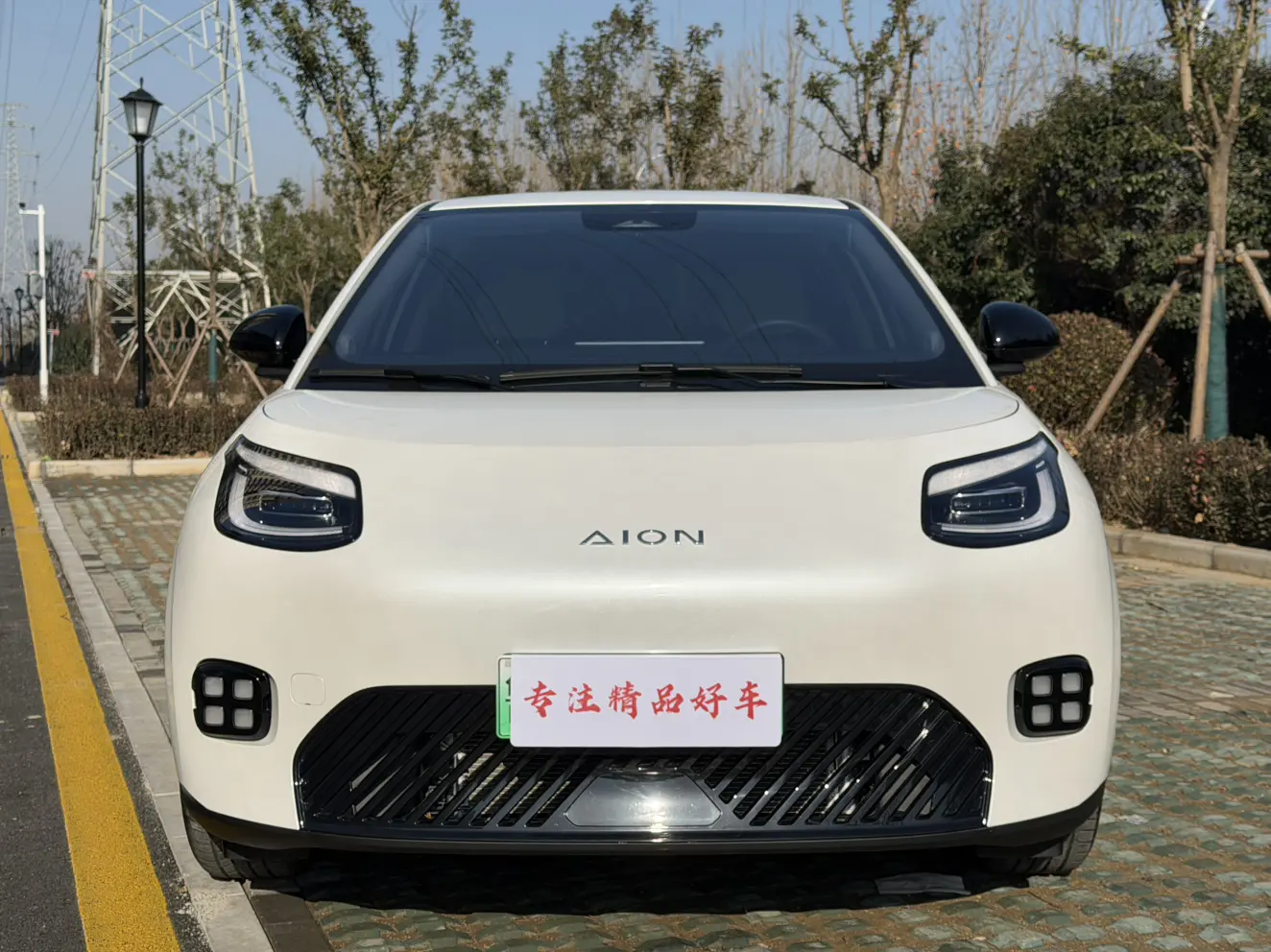 AION UT  из Китая